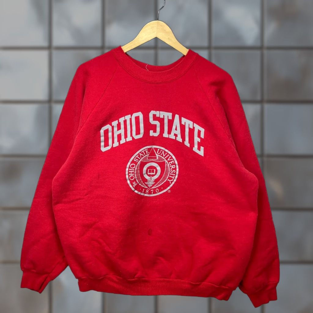 Fruit Of The Loom Vintage Ohio State Buckeyes Raglan Sweatshirt 2XL Red Mens Sweatshirt OSU Raglan 80s Made in USA Size US XXL / EU 58 / 5 - 1 Thumbnail