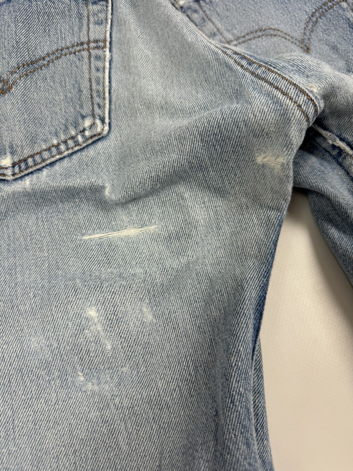 Levi's 1990’s Vintage Levi’s 501 Repaired Washed Denim Jeans USA Size US 31 - 15 Thumbnail
