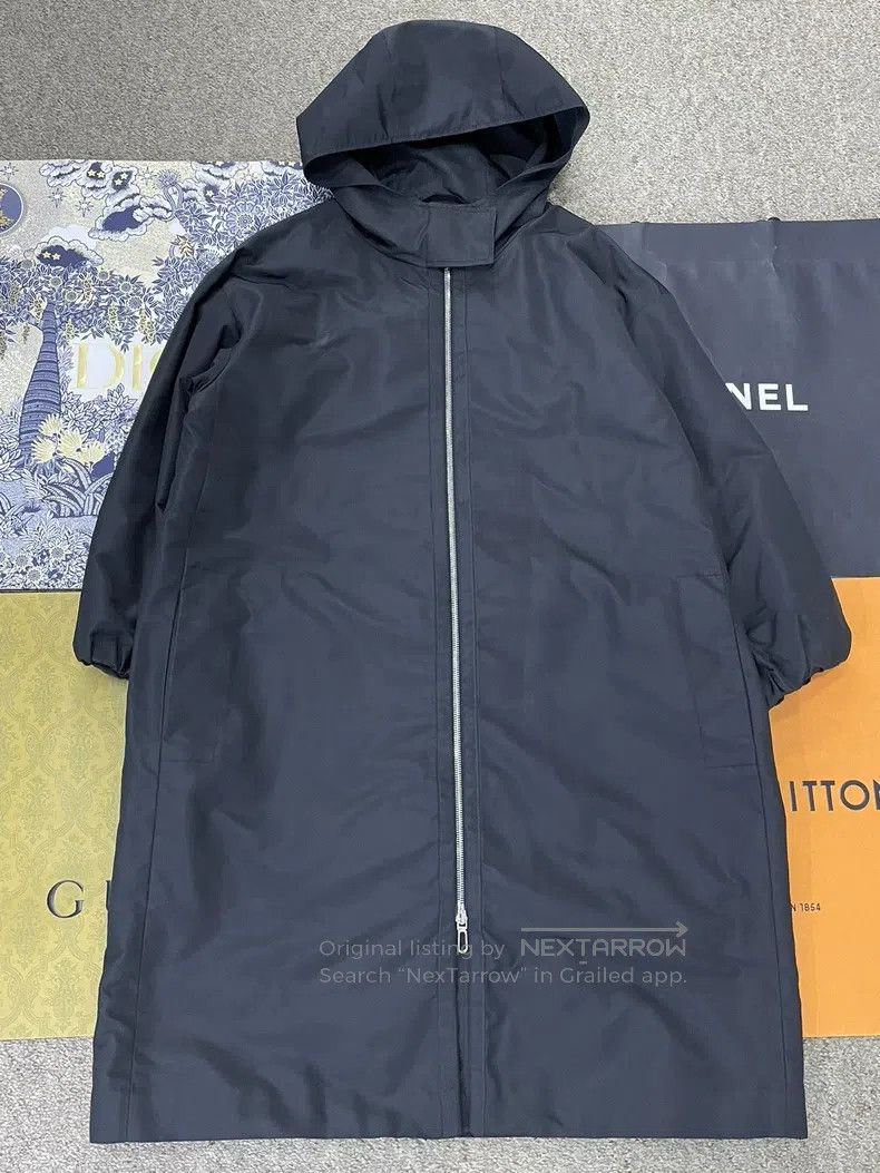 Dior Dior Black hooded long windbreaker jacket Size XS / US 0-2 / IT 36-38 - 1 Thumbnail