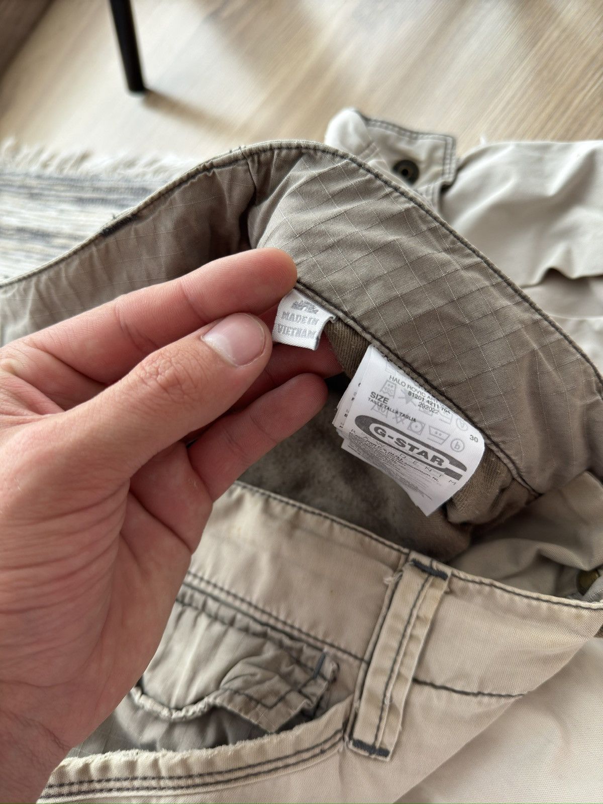 G-Star Vintage G star Raw Big logo multi pocket Cargo Y2K Shorts Size US 30 / EU 46 - 15 Thumbnail