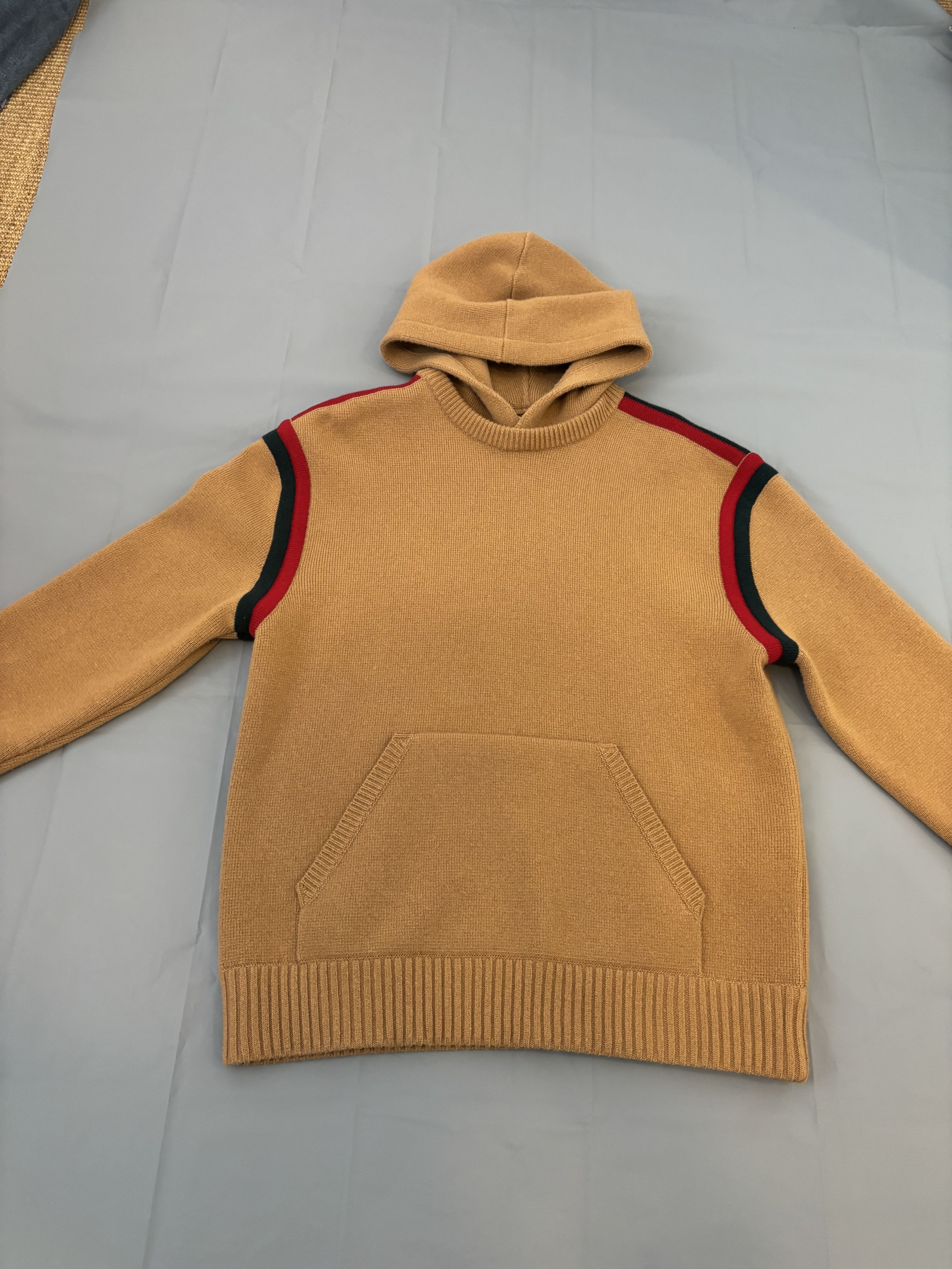 Gucci Pull à capuche en laine Gucci en tbe Size US M / EU 48-50 / 2 - 3 Thumbnail