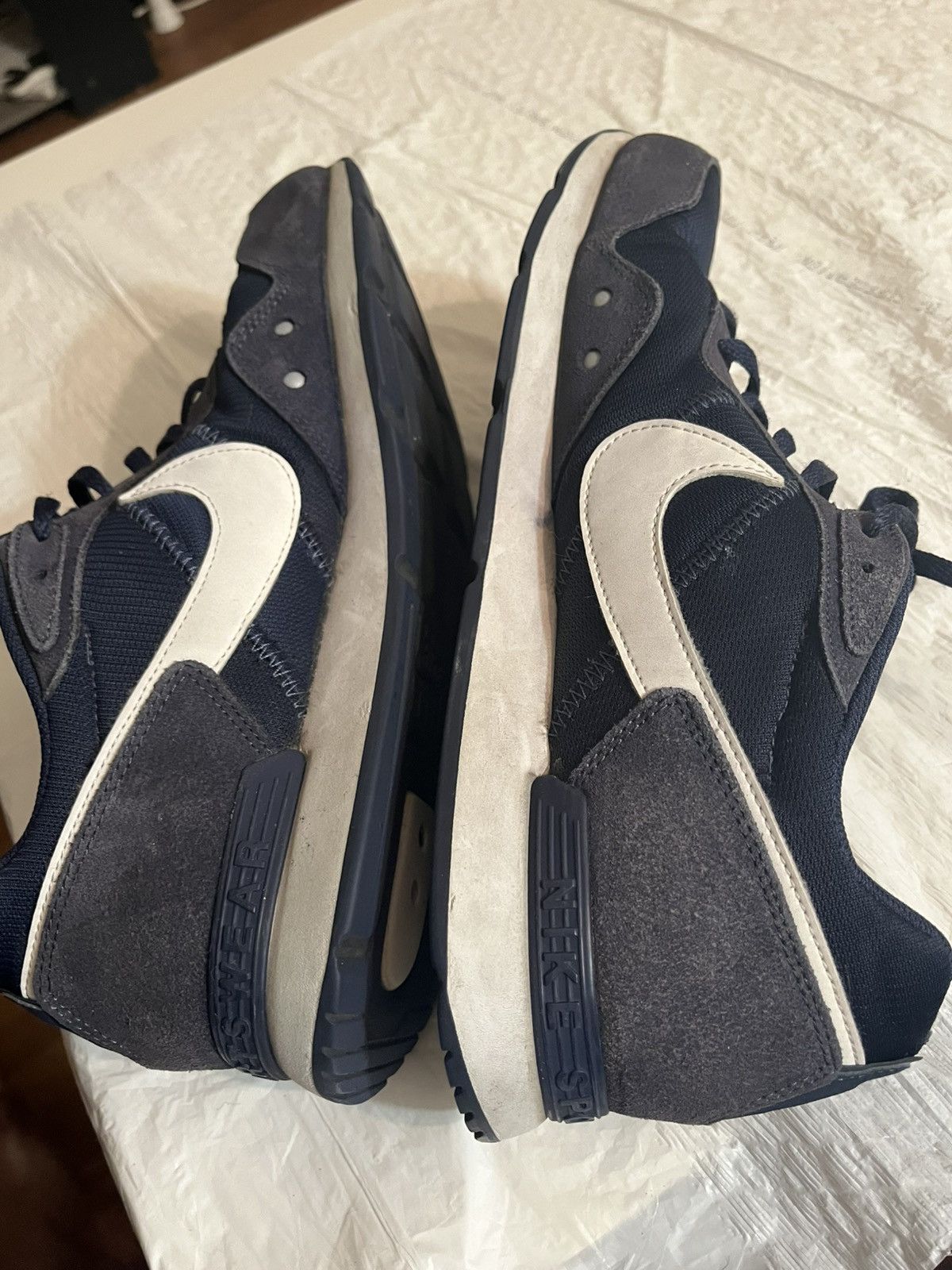 Nike Nike Venture Runner Midnight Navy - CK2944-400 Size US 11.5 / EU 44-45 - 5 Thumbnail