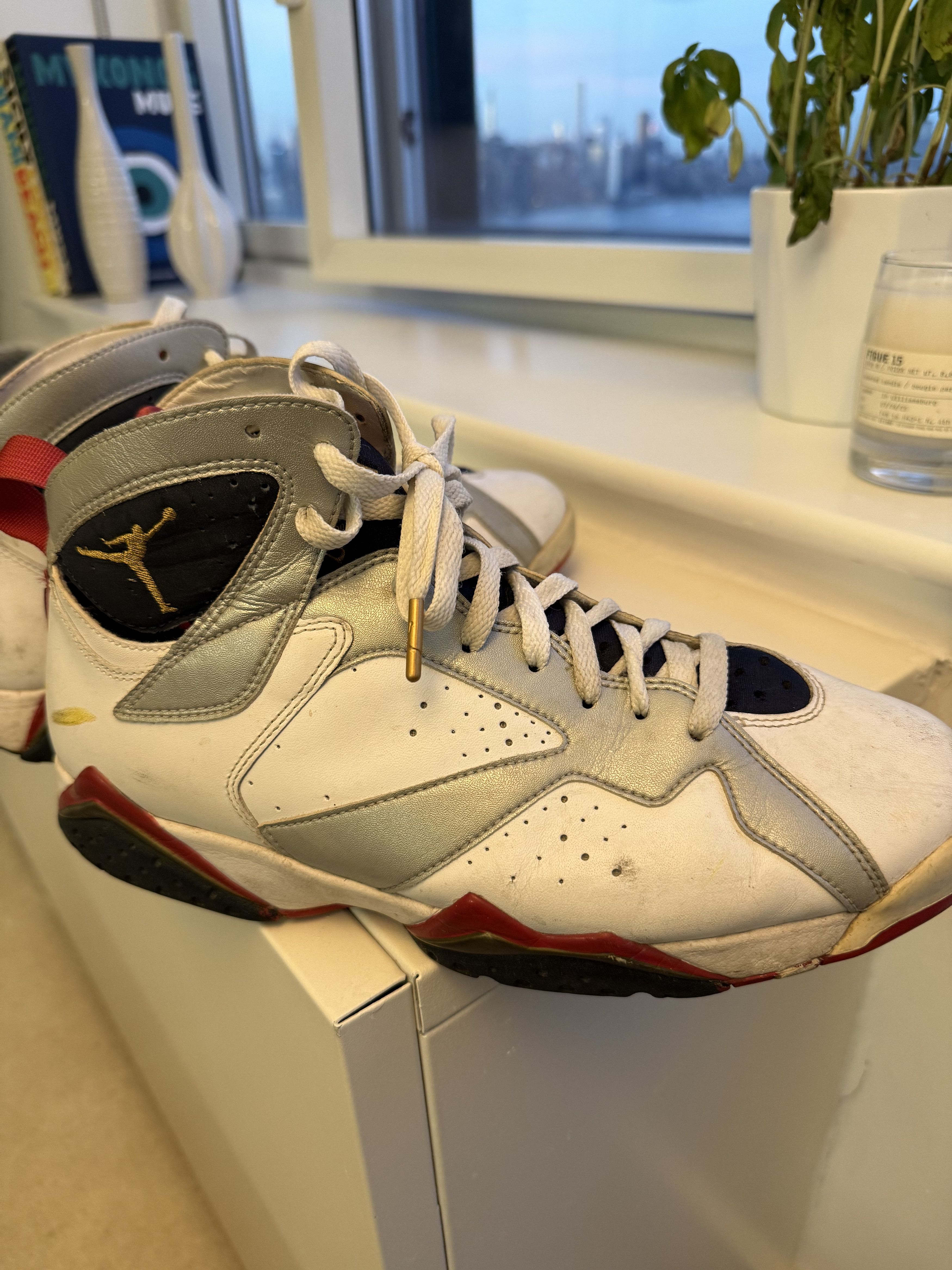 Jordan Brand Jordan 7 Retro Olympics Size US 10.5 / EU 43-44 - 1 Thumbnail