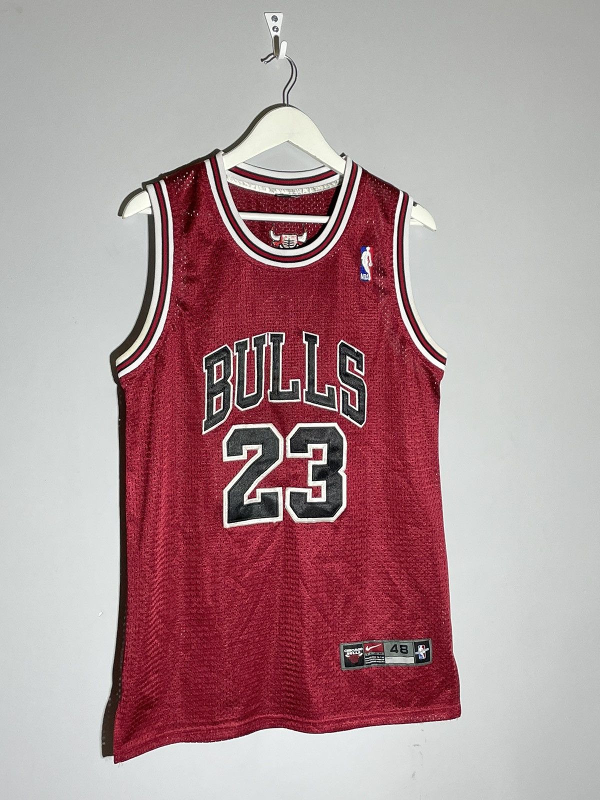 NBA #24 Michael Jordan Chicago Bulls Nike Vintage NBA Jersey Size US L / EU 52-54 / 3 - 3 Thumbnail