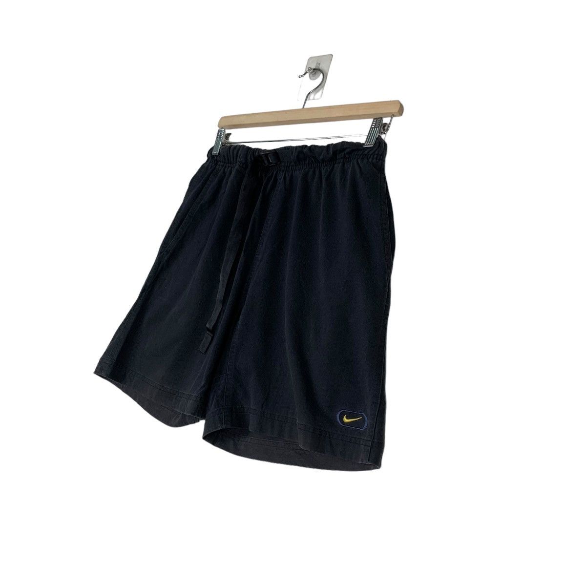 Nike NIKE SILVER TAG Embroidery Small Logo Shorts #0337-C16 Size US 26 / EU 42 - 2 Thumbnail