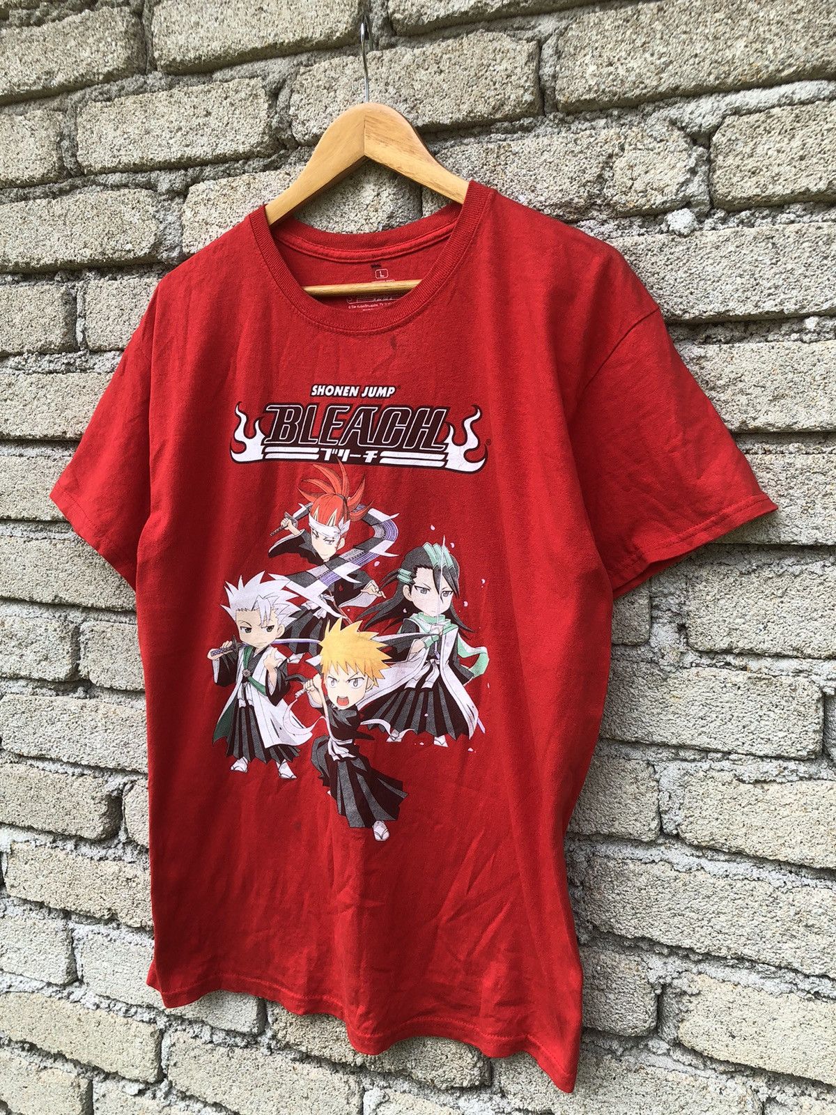 Anime × Ripple Junction × Vintage Vintage Y2K Anime BLEACH Shonen Jump Tshirt Size US L / EU 52-54 / 3 - 2 Thumbnail