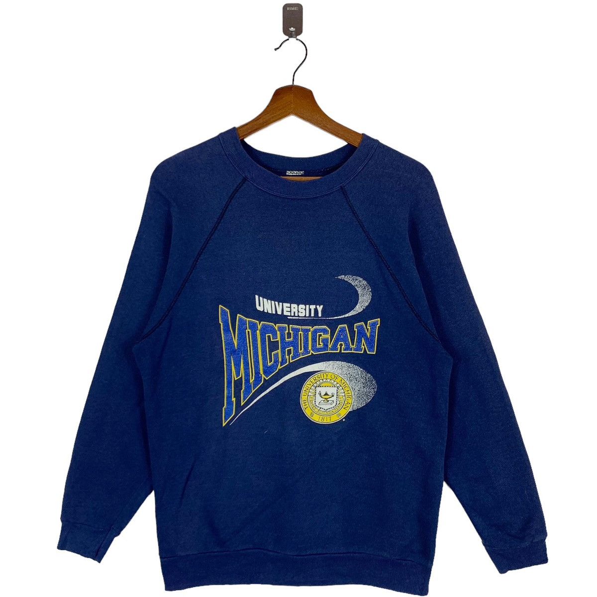 image of American College x Vintage 80's Michigan University College Pullover Jumper in Blue (Size Medium)