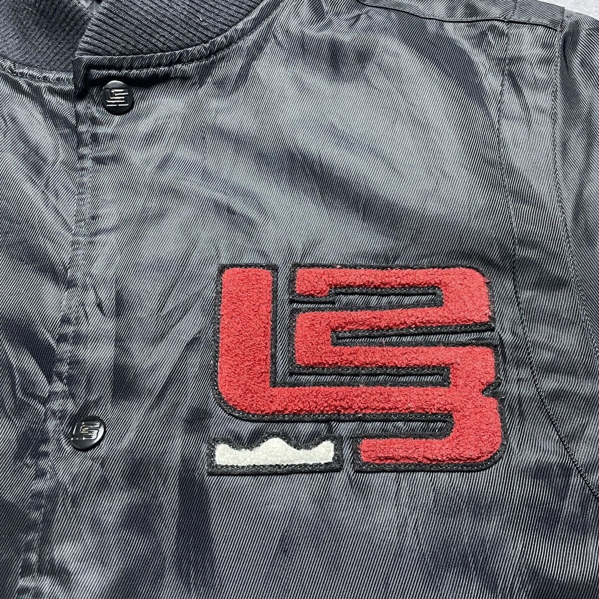 Nike 2000’s Nike X Lebron James Satin Reversible Varsity Jacket Size US L / EU 52-54 / 3 - 5 Thumbnail