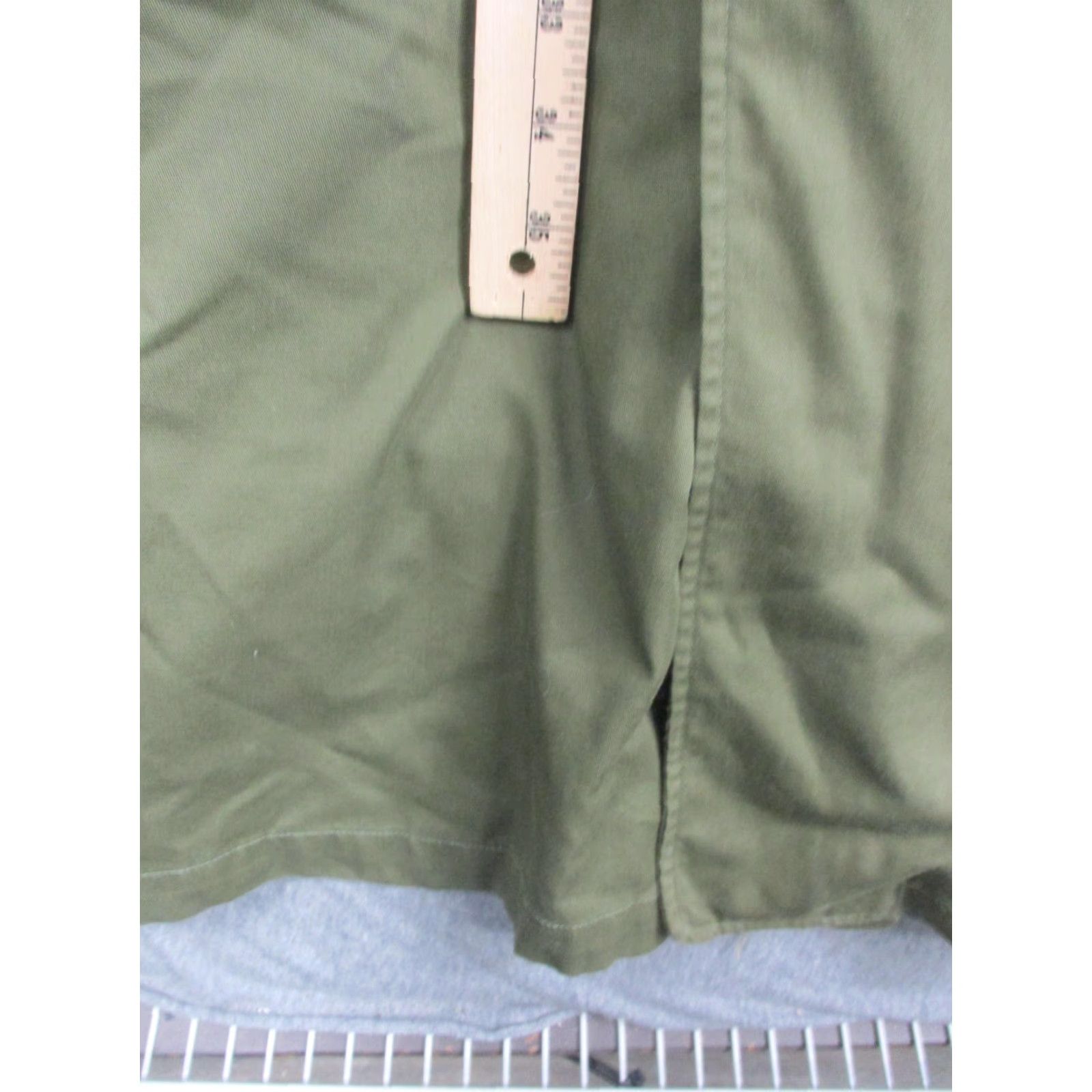 Vintage VINTAGE U.S. Army Overcoat Mens Small Regular Green Belted Liner Removable Liner Cotton Blend Pockets Epaulets Buckle 50/50 Coat Size US S / EU 44-46 / 1 - 3 Thumbnail