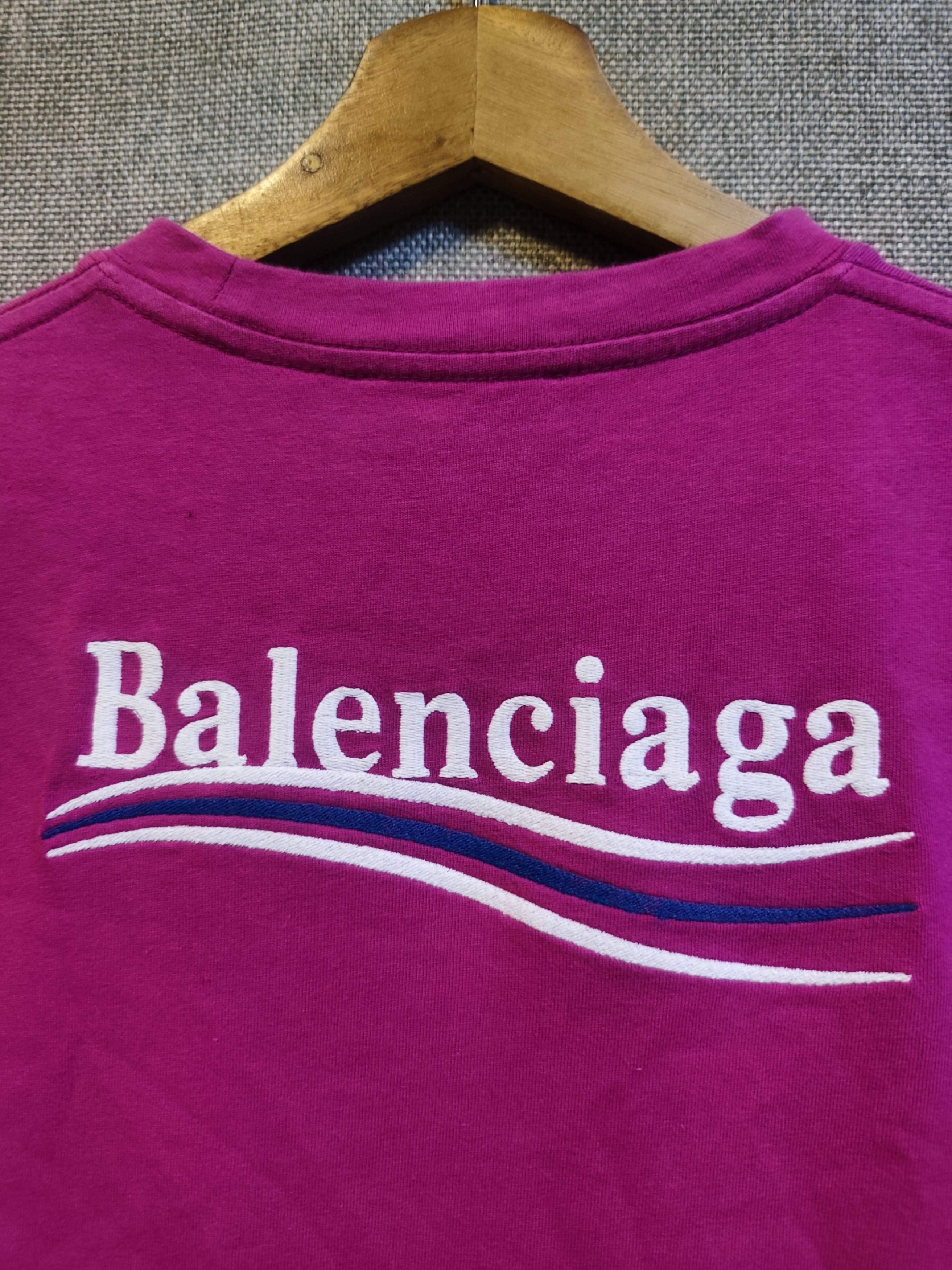 Balenciaga Balenciaga Political Campaign Logo T-Shirt Size S / US 4 / IT 40 - 3 Thumbnail
