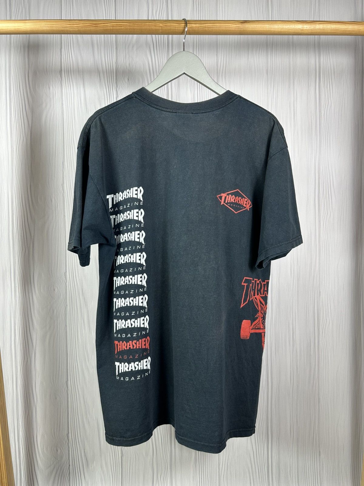 Thrasher × Vintage Vintage Thrasher Pentagram T-Shirt Size L Sunfaded Size US L / EU 52-54 / 3 - 2 Thumbnail