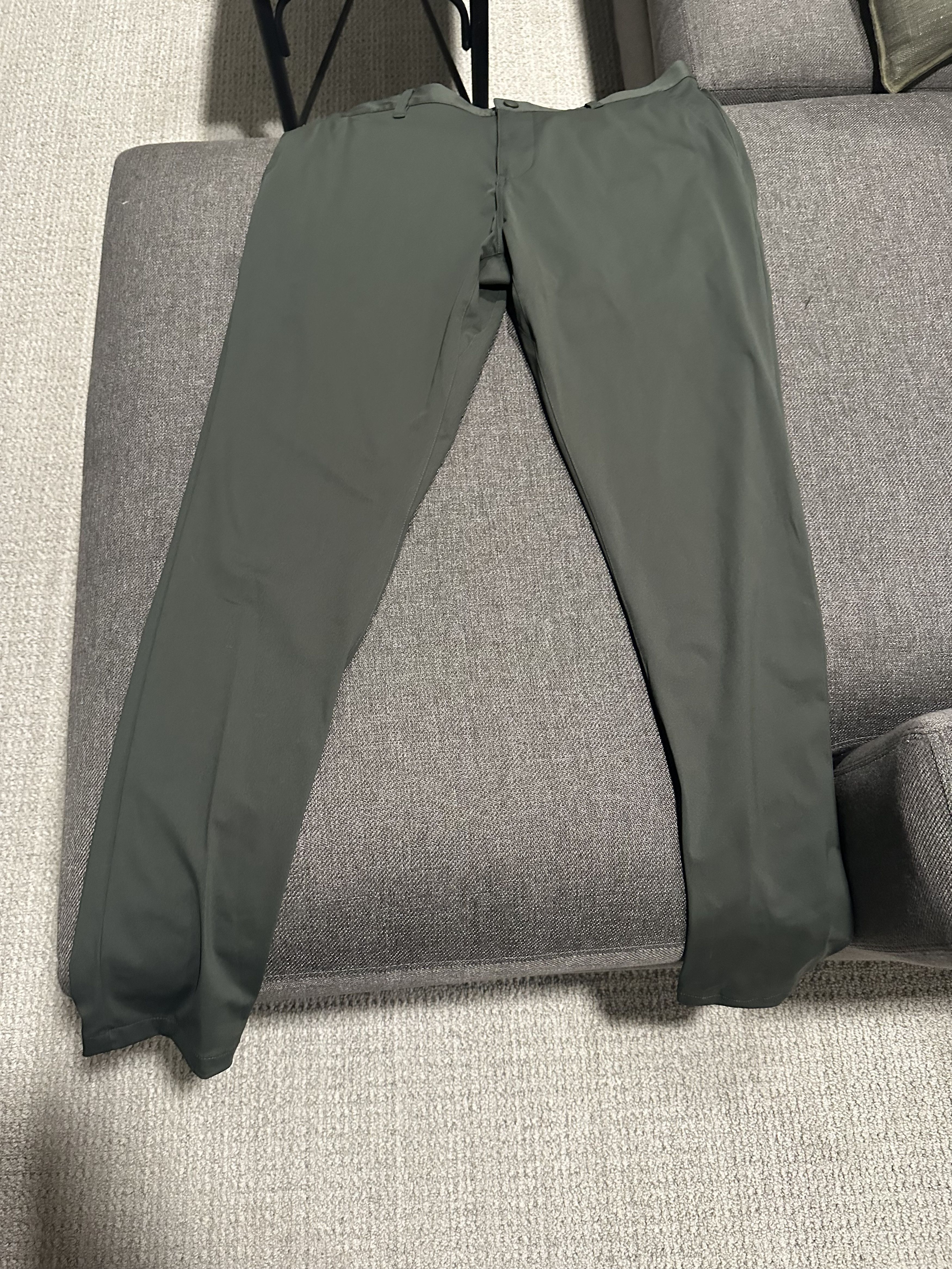 Rhone Commuter Pant- Olive Size US 34 / EU 50 - 1 Thumbnail