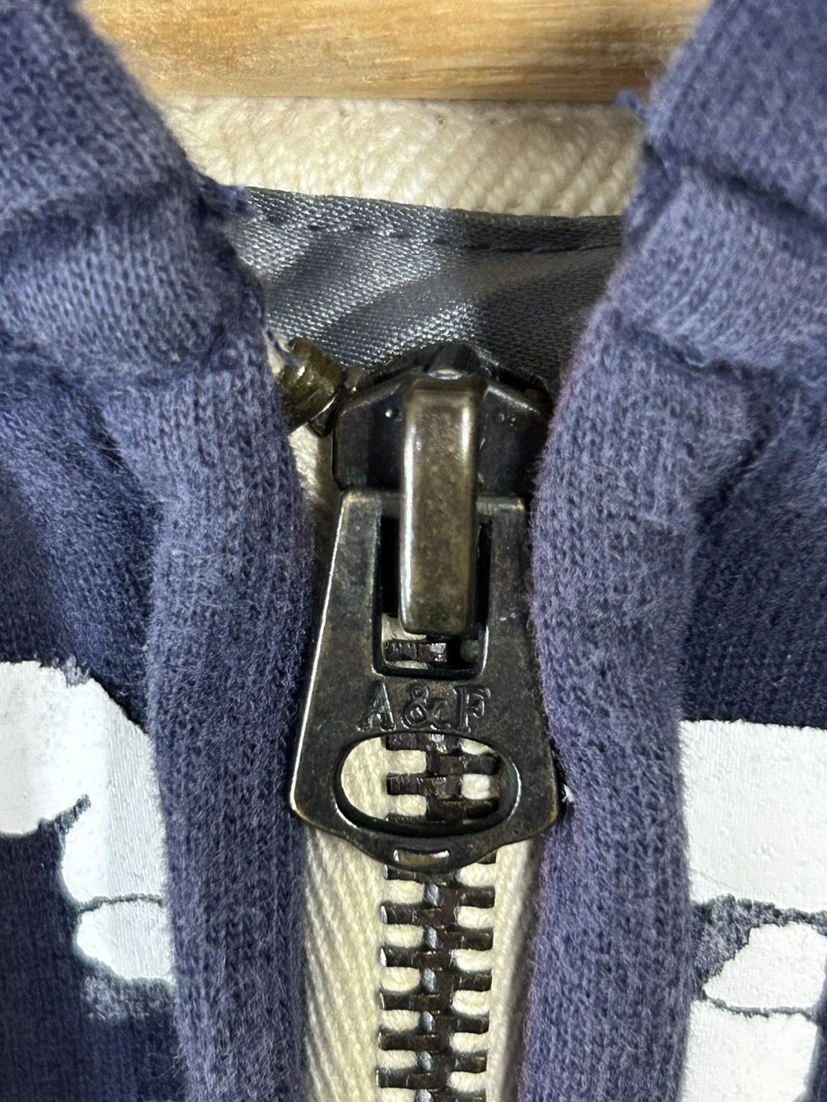 Abercrombie & Fitch Vintage Abercrombie & Fitch Spellout Hoodie Size US M / EU 48-50 / 2 - 4 Thumbnail