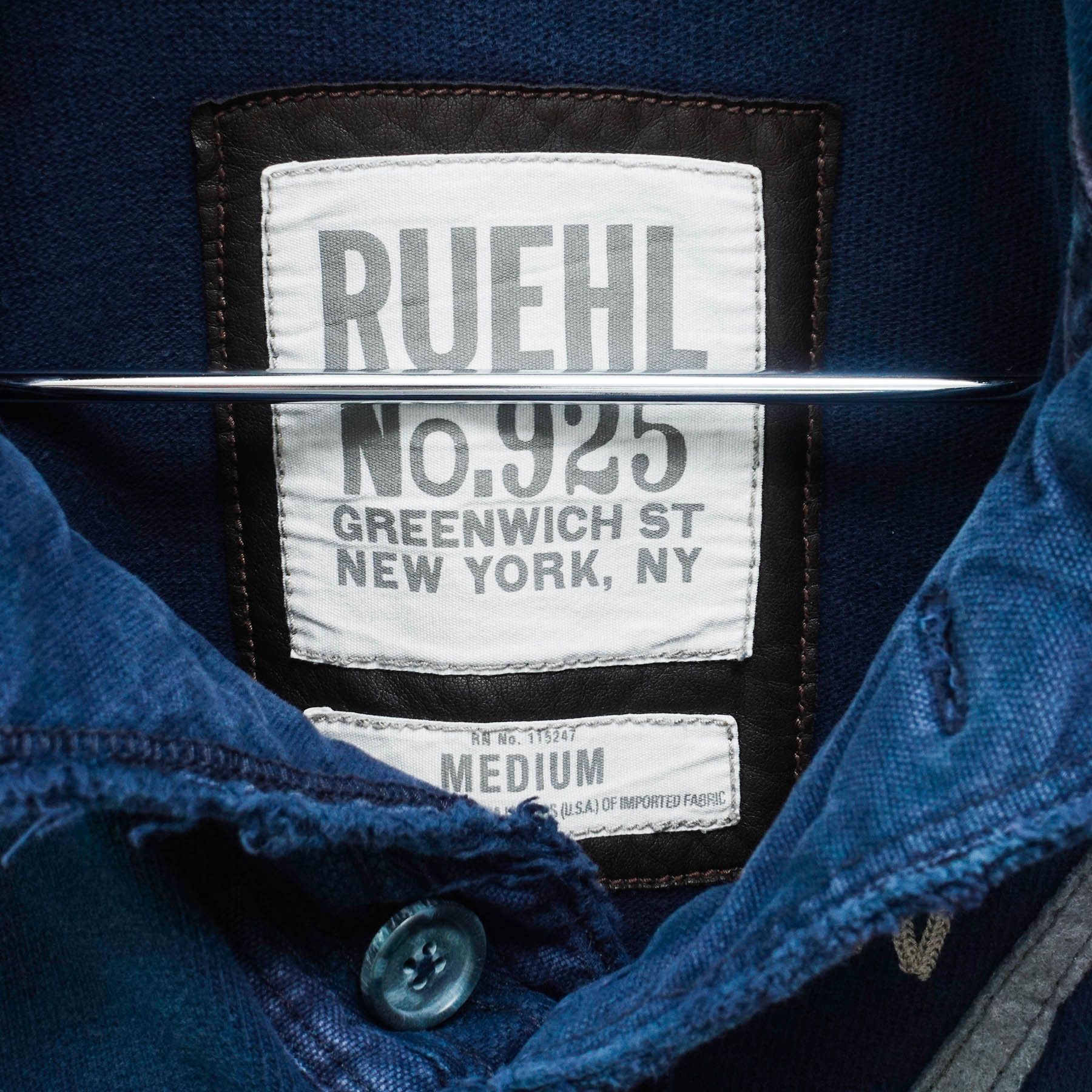 Ruehl No. 925 Ruehl No. 925 Soft Naturally Distressed Collared Sweatshirt Size US M / EU 48-50 / 2 - 3 Thumbnail
