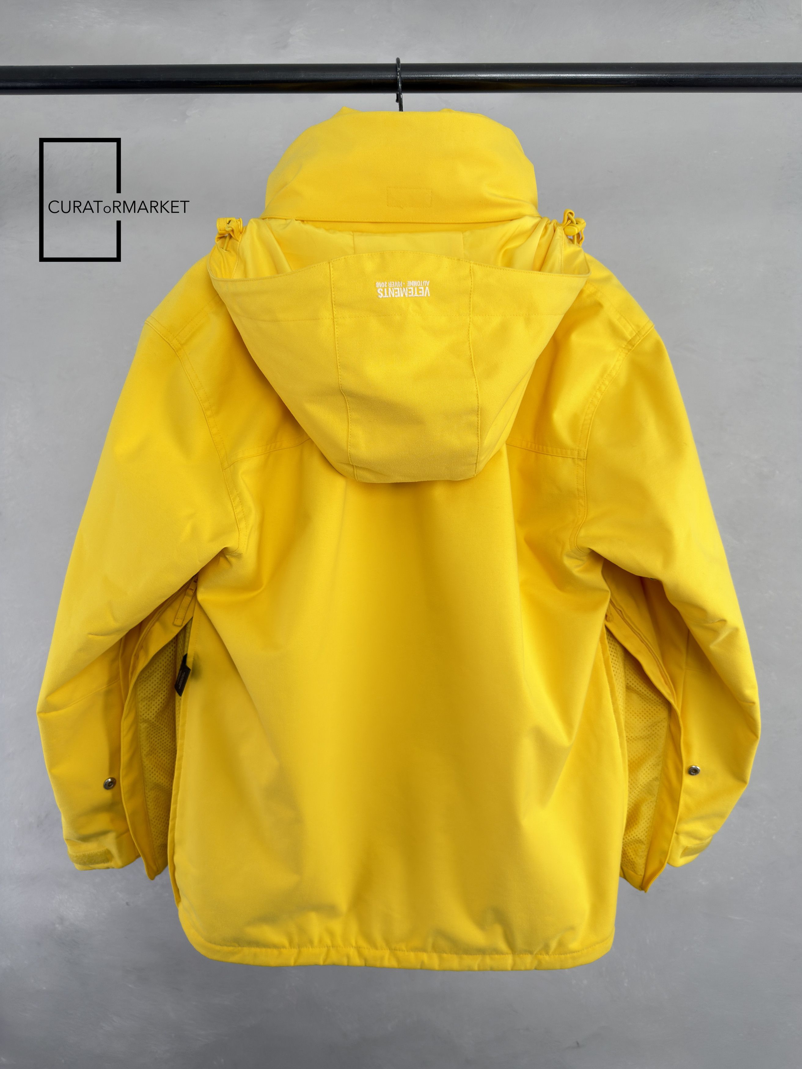 Vetements Oversized Demna Angela Reversible Double Sided Hood FW18 Size US S / EU 44-46 / 1 - 5 Thumbnail
