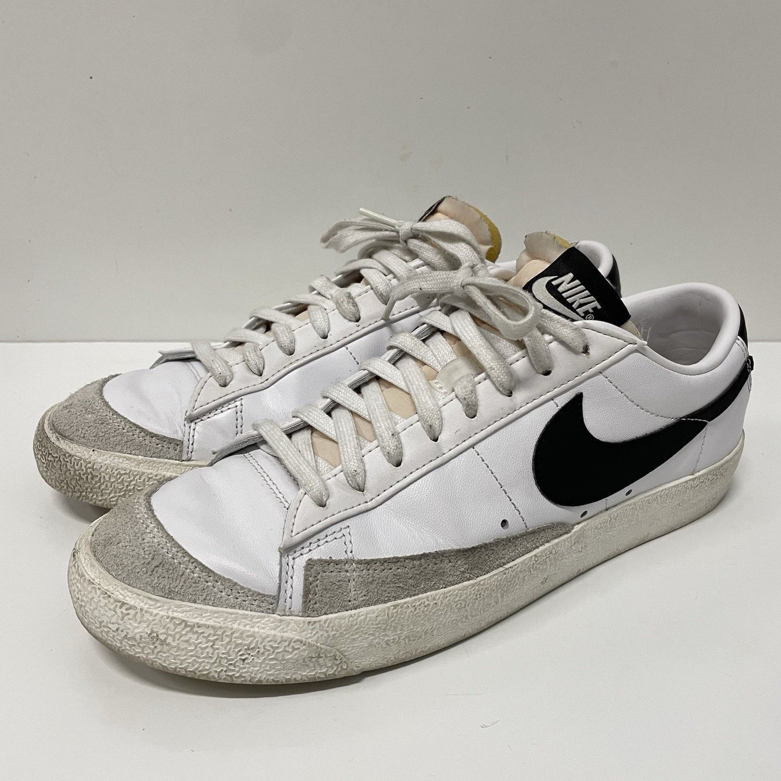 Nike Nike Blazer Low 77 Vintage Shoes White Black Sneakers SZ 11 Size US 11 / EU 44 - 1 Thumbnail