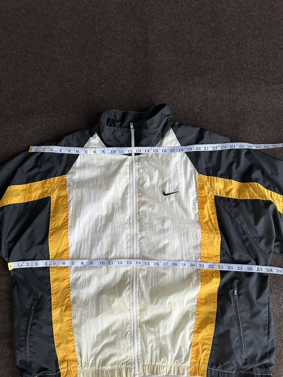 Nike Nike Big Logo Nylon Vintage Jacket Z90 Size US XXL / EU 58 / 5 - 8 Thumbnail