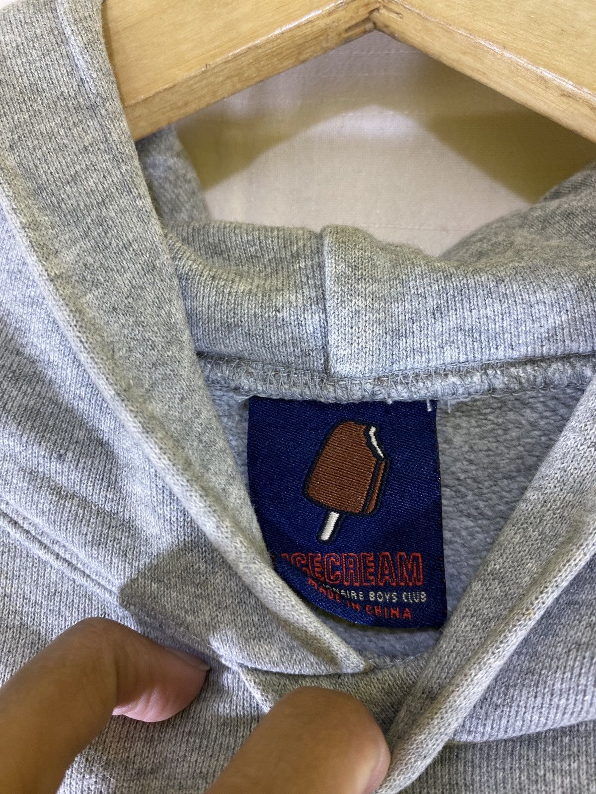 Icecream pharrel ice cream hoodie Size US L / EU 52-54 / 3 - 3 Thumbnail