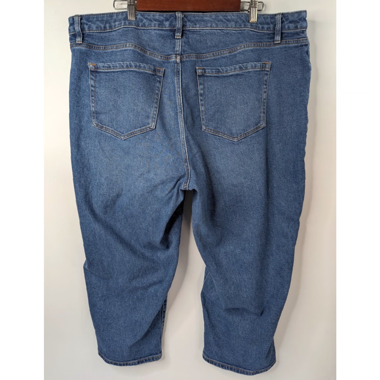 Vintage Lane Bryant Women's Plus Size 20 Signature Mid-Rise Boyfriend Capri Jeans Blue Cotton Polyester Spandex Denim Crop Pockets Button Zipper N/A Size ONE SIZE - 3 Thumbnail