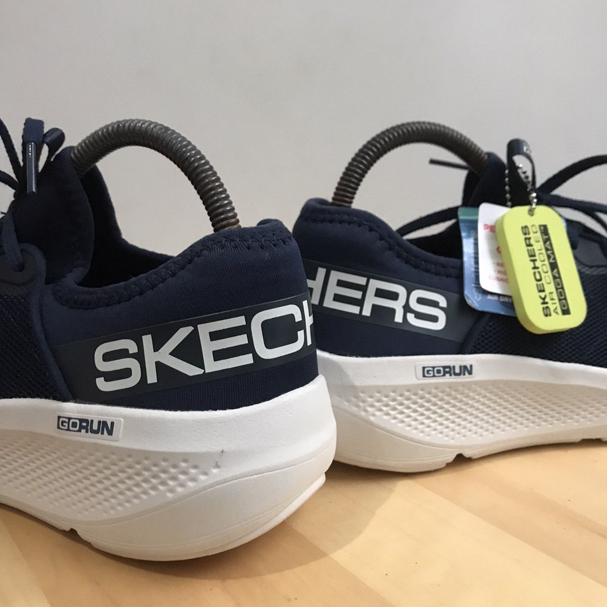 SKECHERS Skechers Go run elevate Charchoal Blue Sneaker Shoe Running Size US 6 / EU 39 - 5 Thumbnail