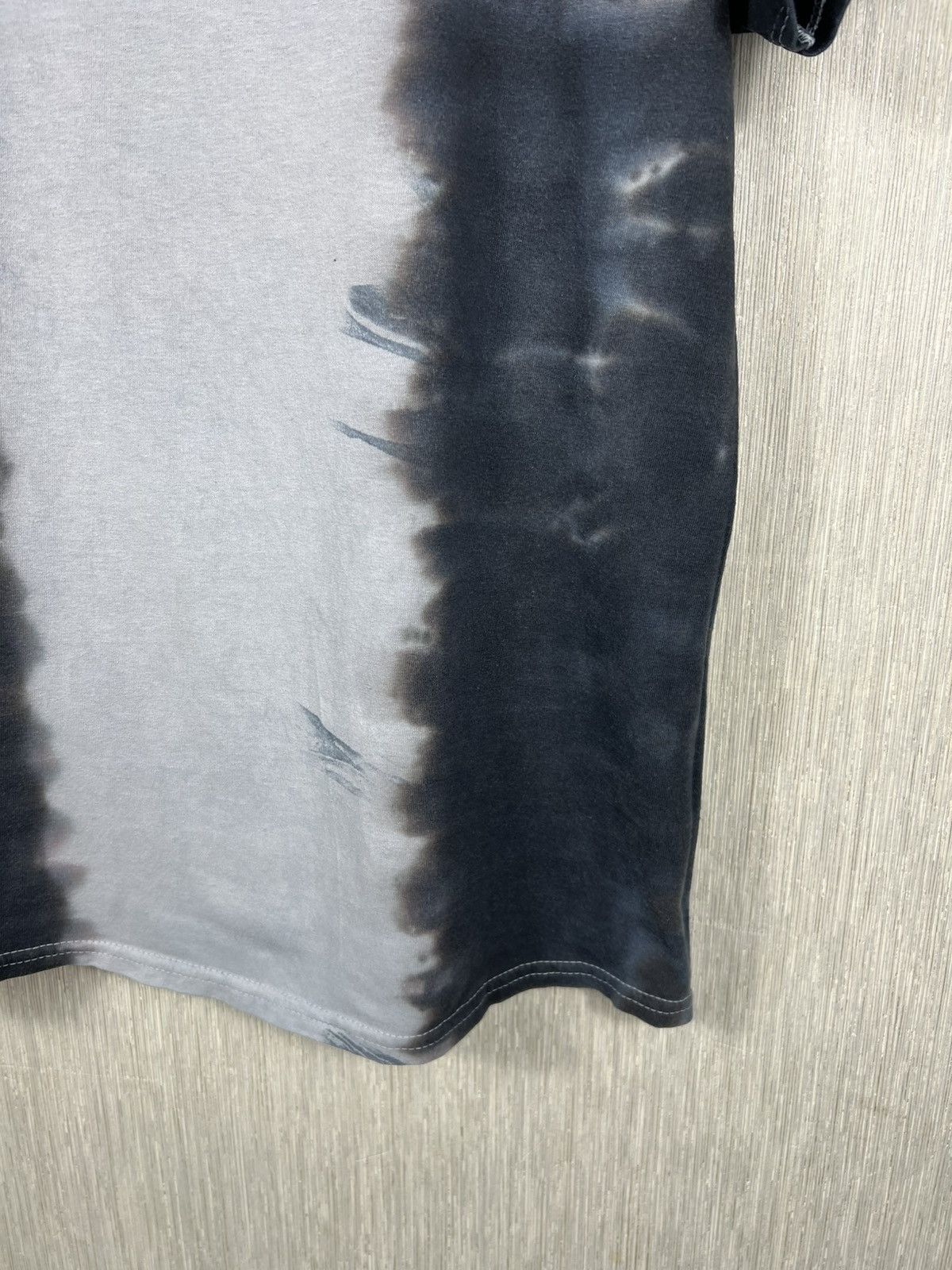 Jean-Michel Basquiat Jean-Michel Basquiat ripple tie dye modern art back logo tee Size US M / EU 48-50 / 2 - 5 Thumbnail