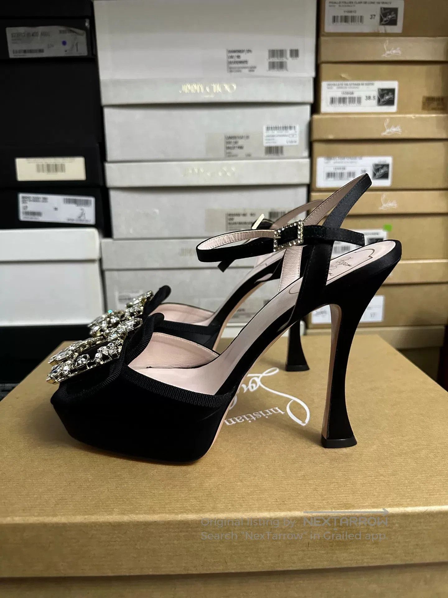 Roger Vivier Roger Vivier Black Satin Diamond Buckle Heels. Size US 8.5 / IT 38.5 - 4 Thumbnail