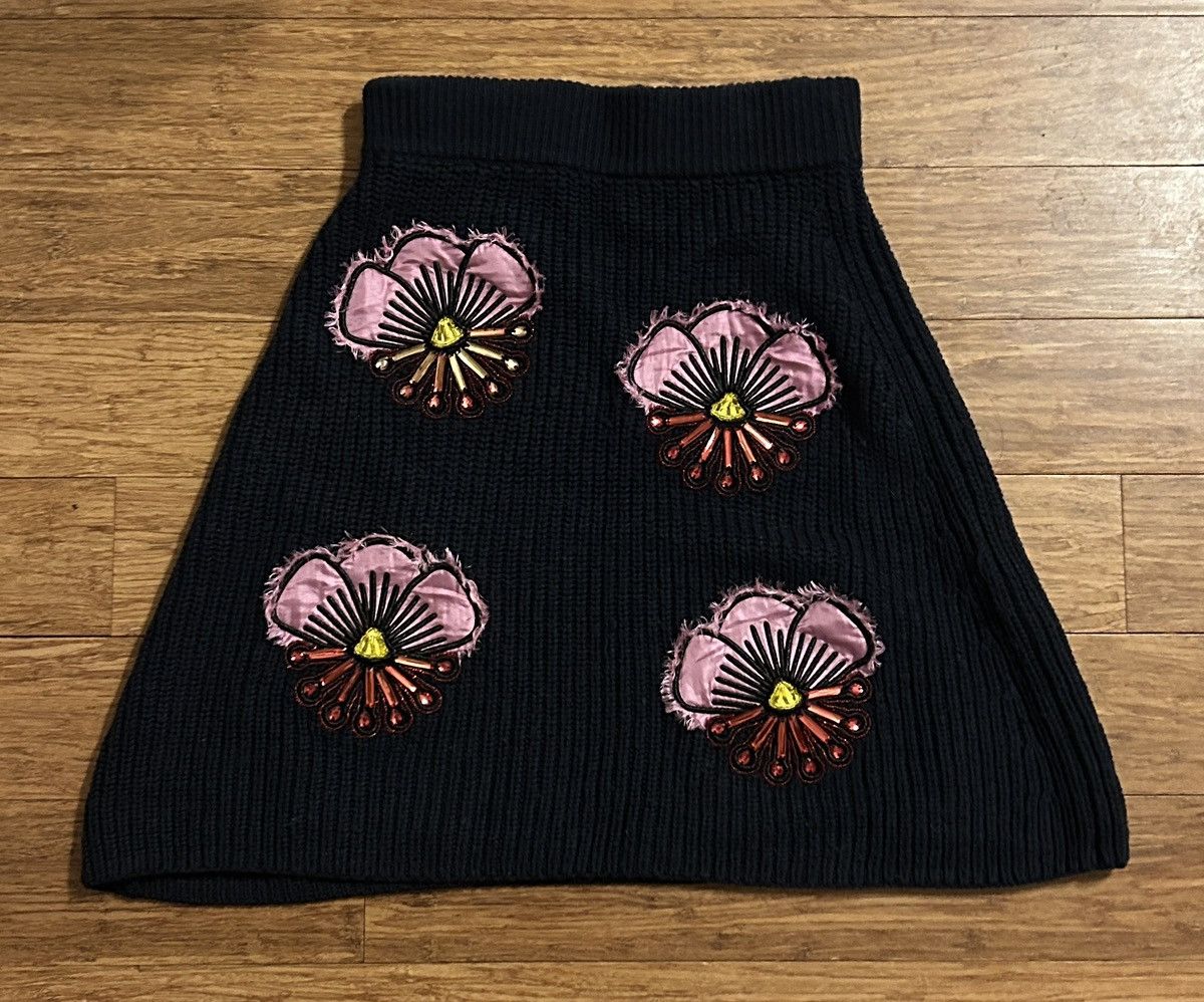 Kenzo Kenzo Tanami Embroidered Appliqué 100% Wool Skirt size S Size 28" / US 6 / IT 42 - 2 Thumbnail