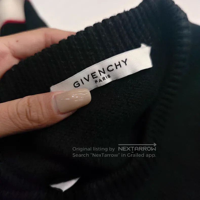 Givenchy Givenchy Classic Logo Round Neck Sweater Size US S / EU 44-46 / 1 - 4 Thumbnail