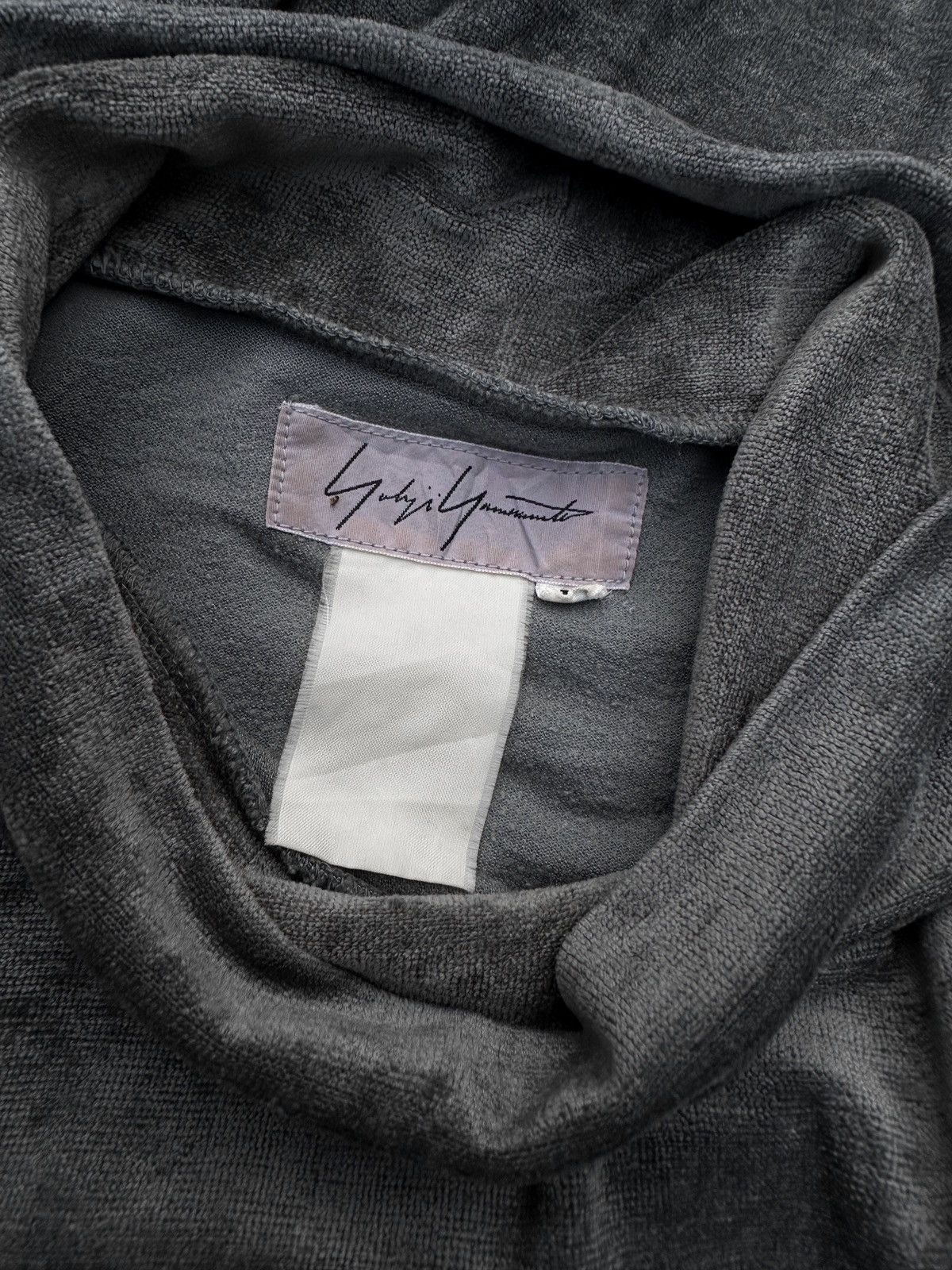 Yohji Yamamoto Yohji Yamamoto 90’s Velvet Turtle Neck Sweatshirts Size US M / EU 48-50 / 2 - 4 Thumbnail