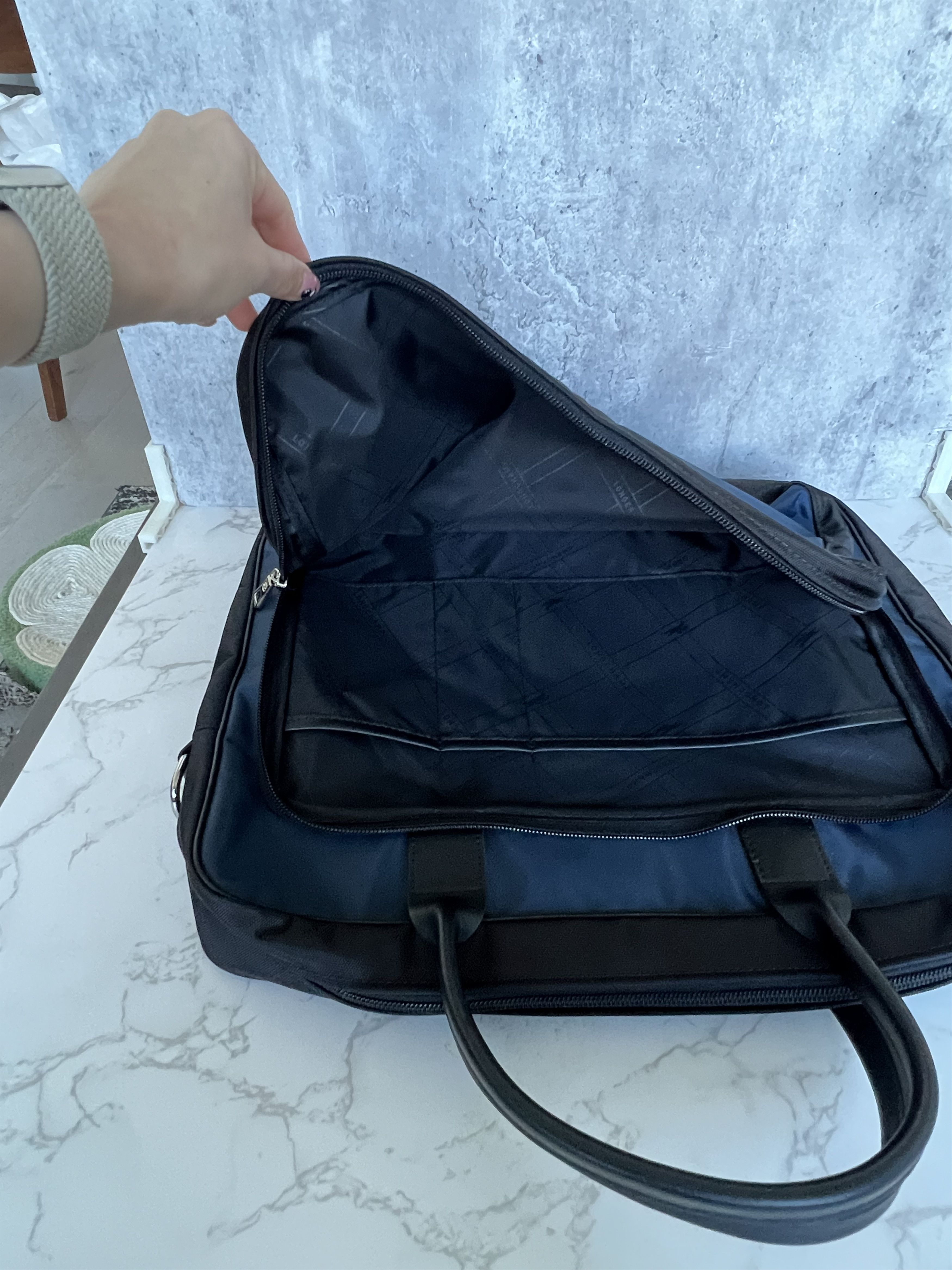 Longchamp Longchamp Men's Nylon Messenger Bag - NEW Size ONE SIZE - 3 Thumbnail