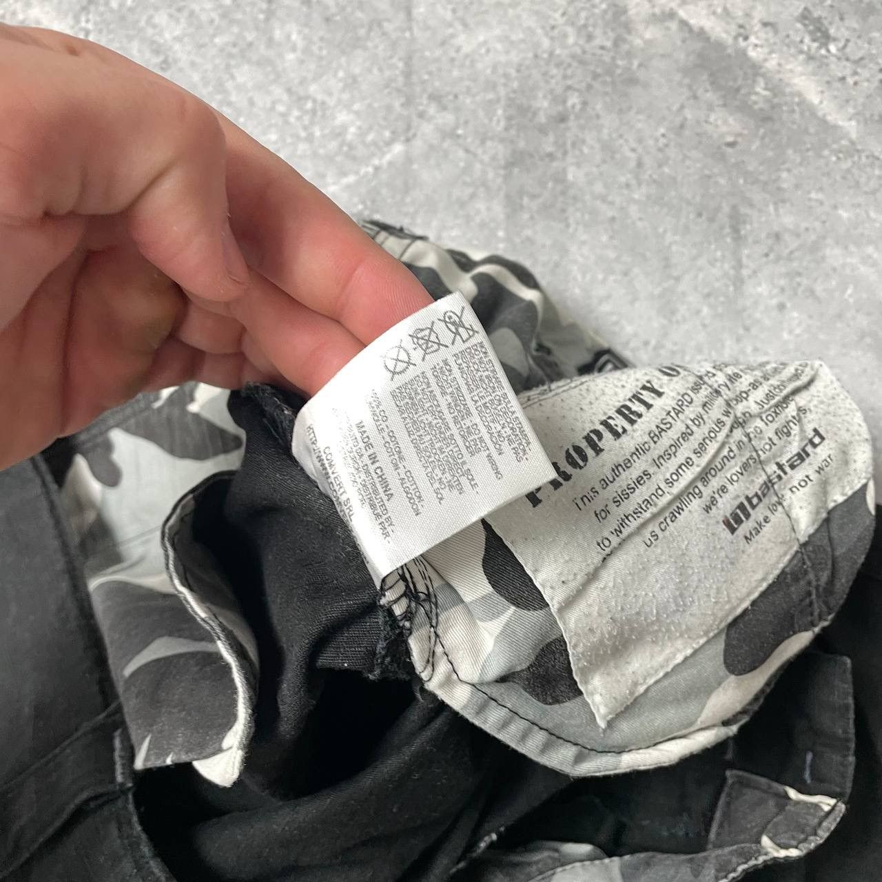 Japanese Brand Bastard Cotton Ripstop Cargo Pants Faded Black Size W30 L31 Size US 30 / EU 46 - 18 Thumbnail