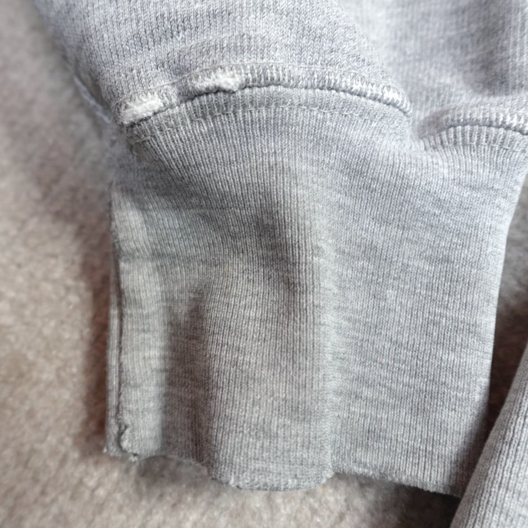 Champion VINTAGE Champion Reverse Weave Sweatshirt Medium Gray Men Pullover Crew Neck Long Sleeve Gray 90s Size US M / EU 48-50 / 2 - 2 Thumbnail