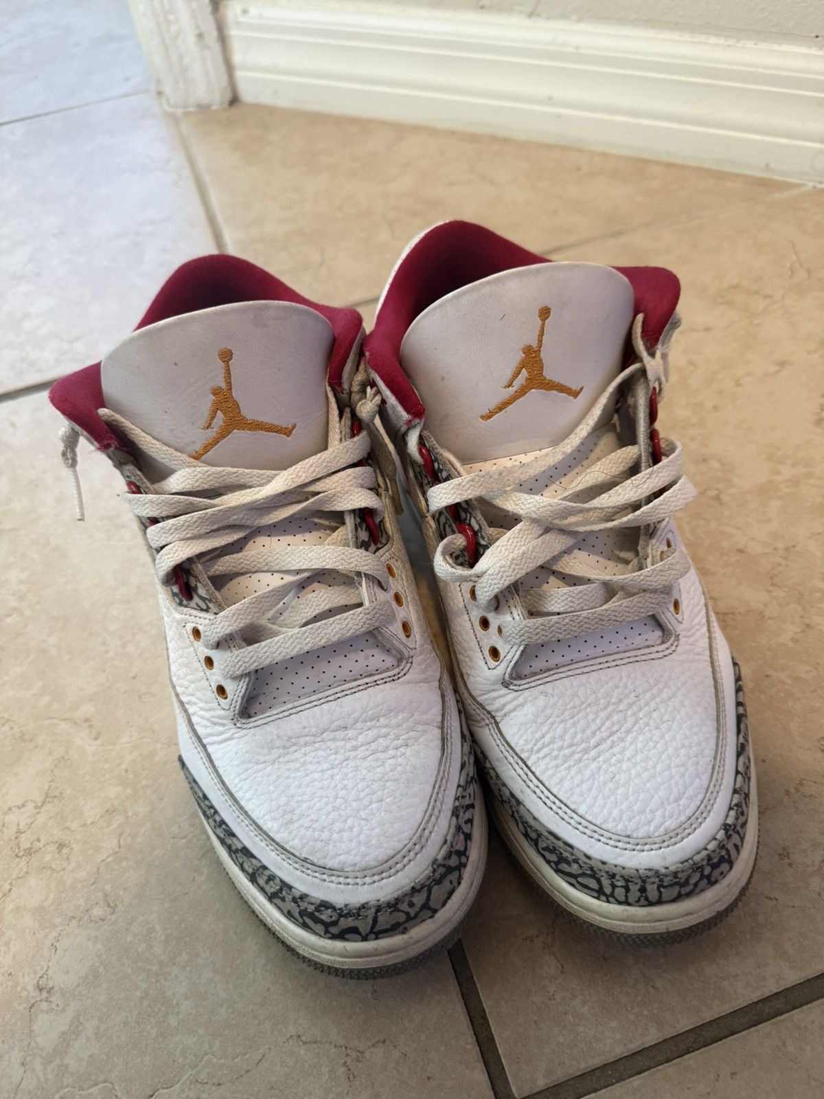 Jordan Brand Jordan 3 Cardinal red Size US 10.5 / EU 43-44 - 4 Thumbnail