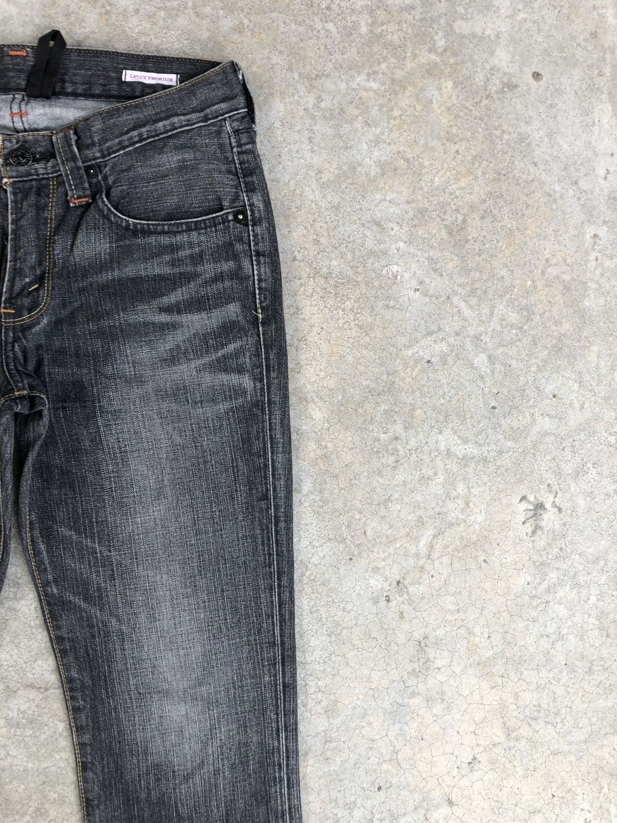 If Six Was Nine Levi’s Flared Jeans Distressed Jeans 517 Size US 29 - 5 Thumbnail