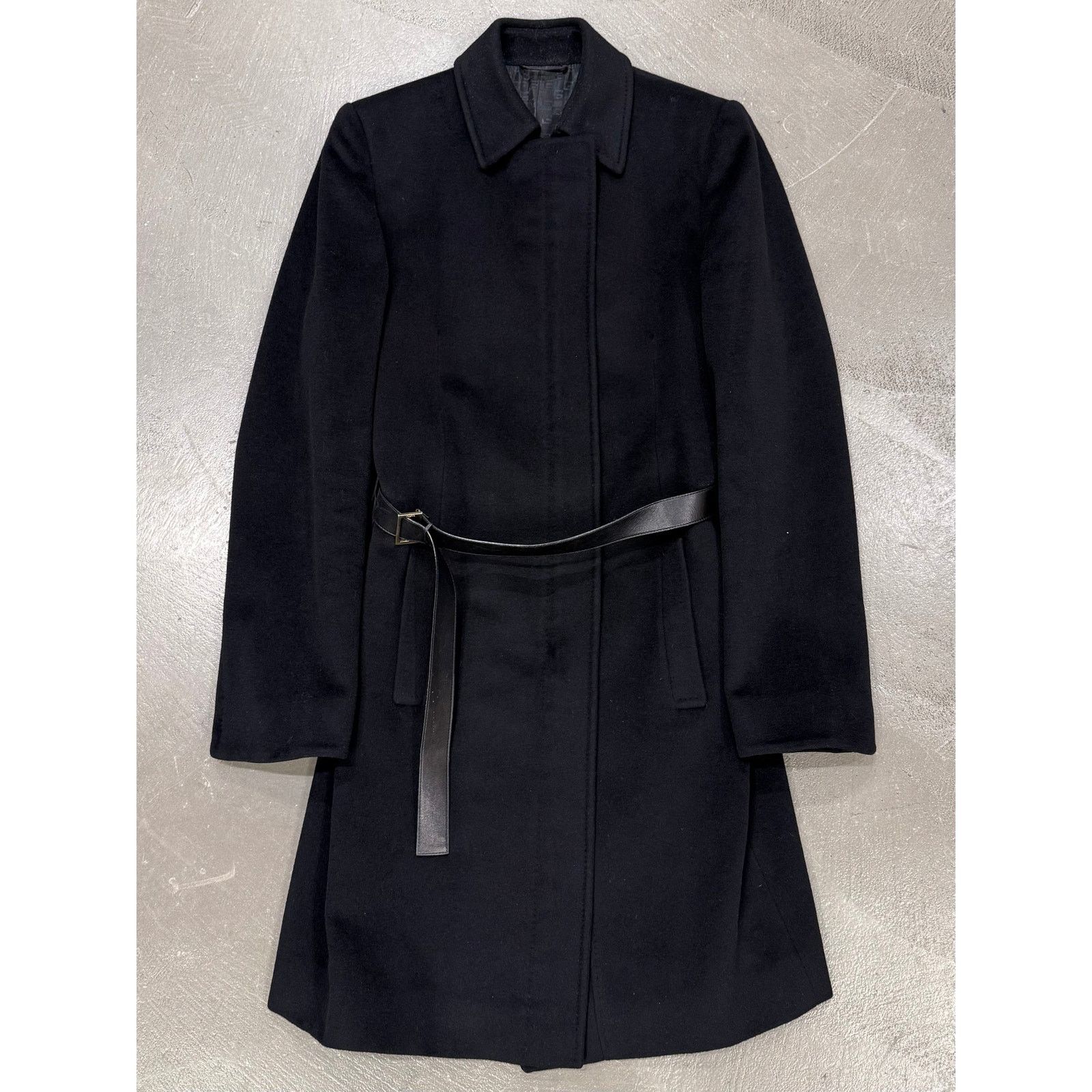 Gucci A/W2000 Gucci by Tom Ford belted wool coat Size M / US 6-8 / IT 42-44 - 1 Thumbnail