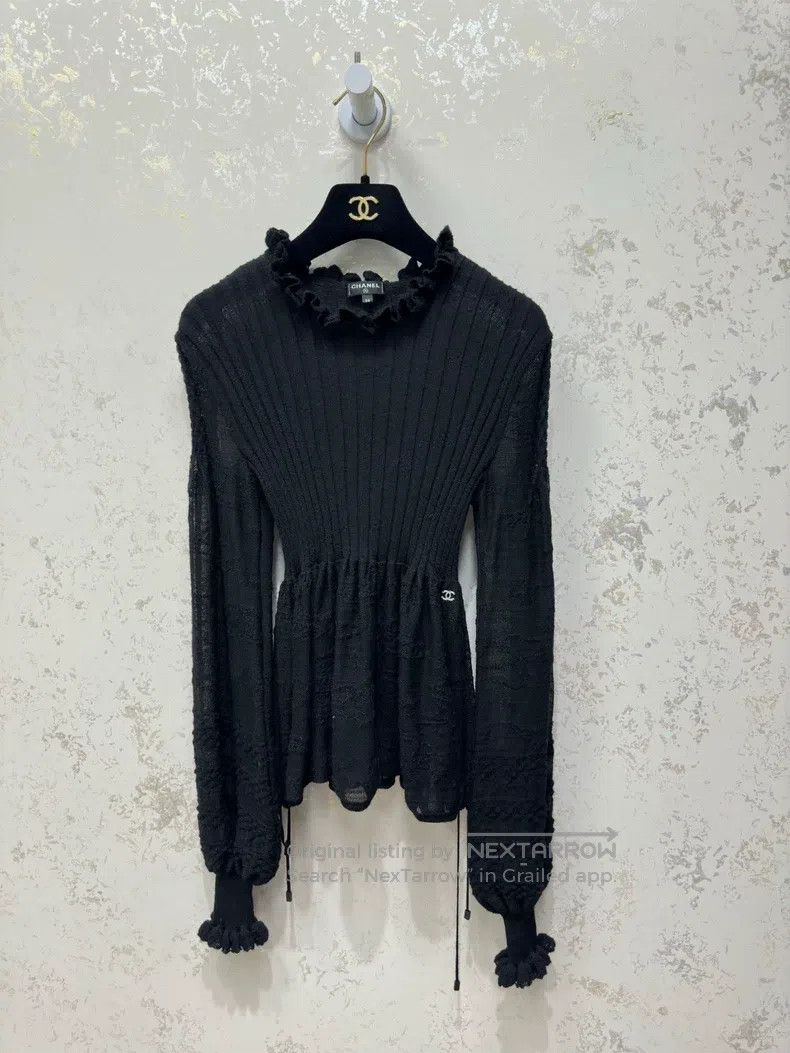 Chanel Black elastic knitted lace collar puff sleeves