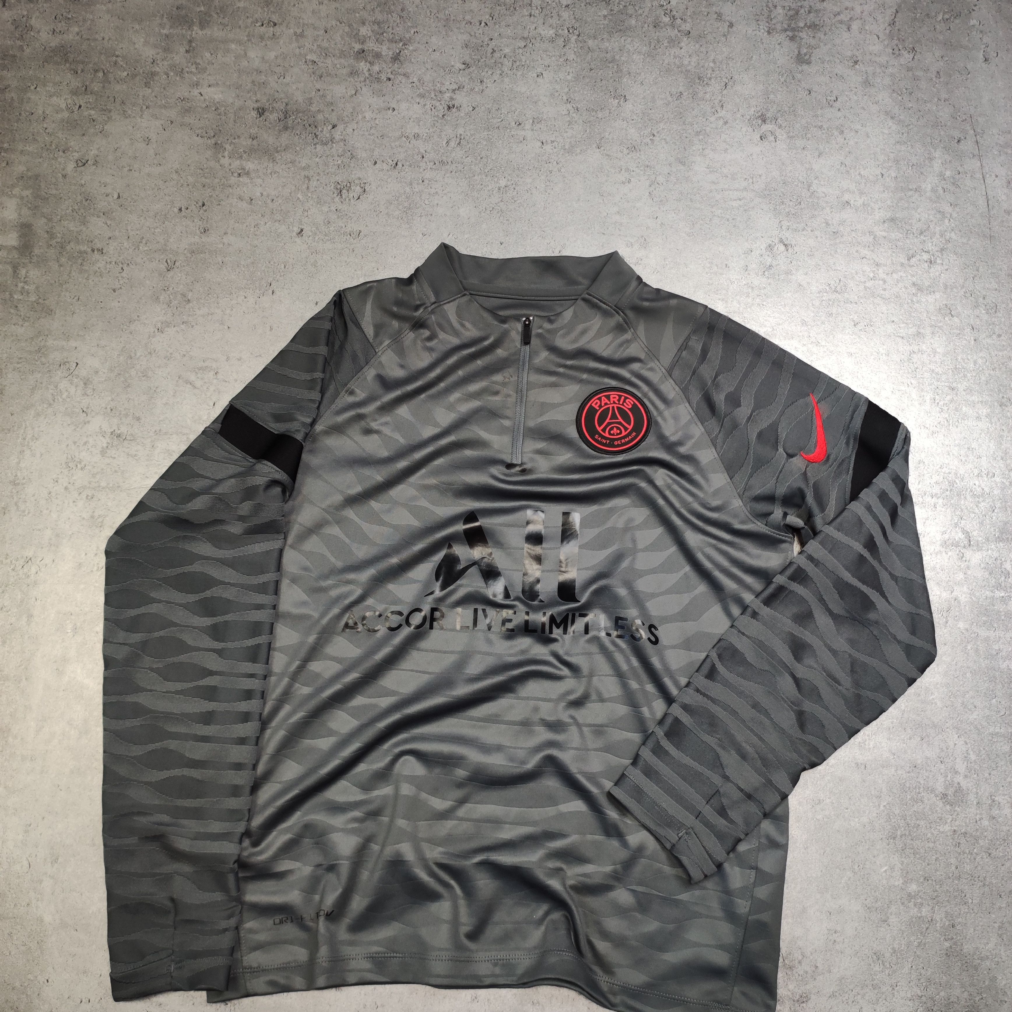 Nike RARE Football Soccer Nike PSG Paris Saint Germain Longsleeve Size US L / EU 52-54 / 3 - 2 Thumbnail