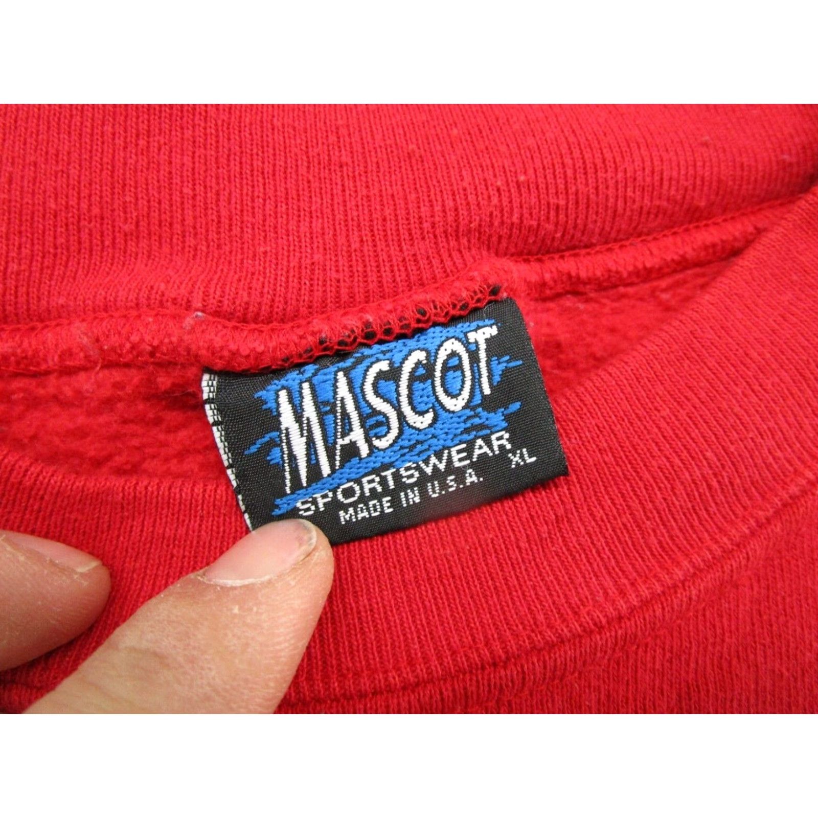 Vintage VINTAGE Wisconsin Badgers Rose Bowl Sweatshirt Men's XL Red Hooded Pullover Sweatshirt USA Made All Seasons Size XL Mens Size US XL / EU 56 / 4 - 3 Thumbnail