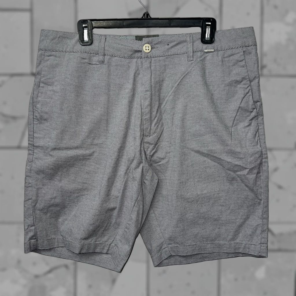 Vintage **Linksoul Gray Striped Chino Mens Size 36** User: Linksoul Gray Striped Chino Mens Size 36 Size US 36 / EU 52 - 1 Thumbnail