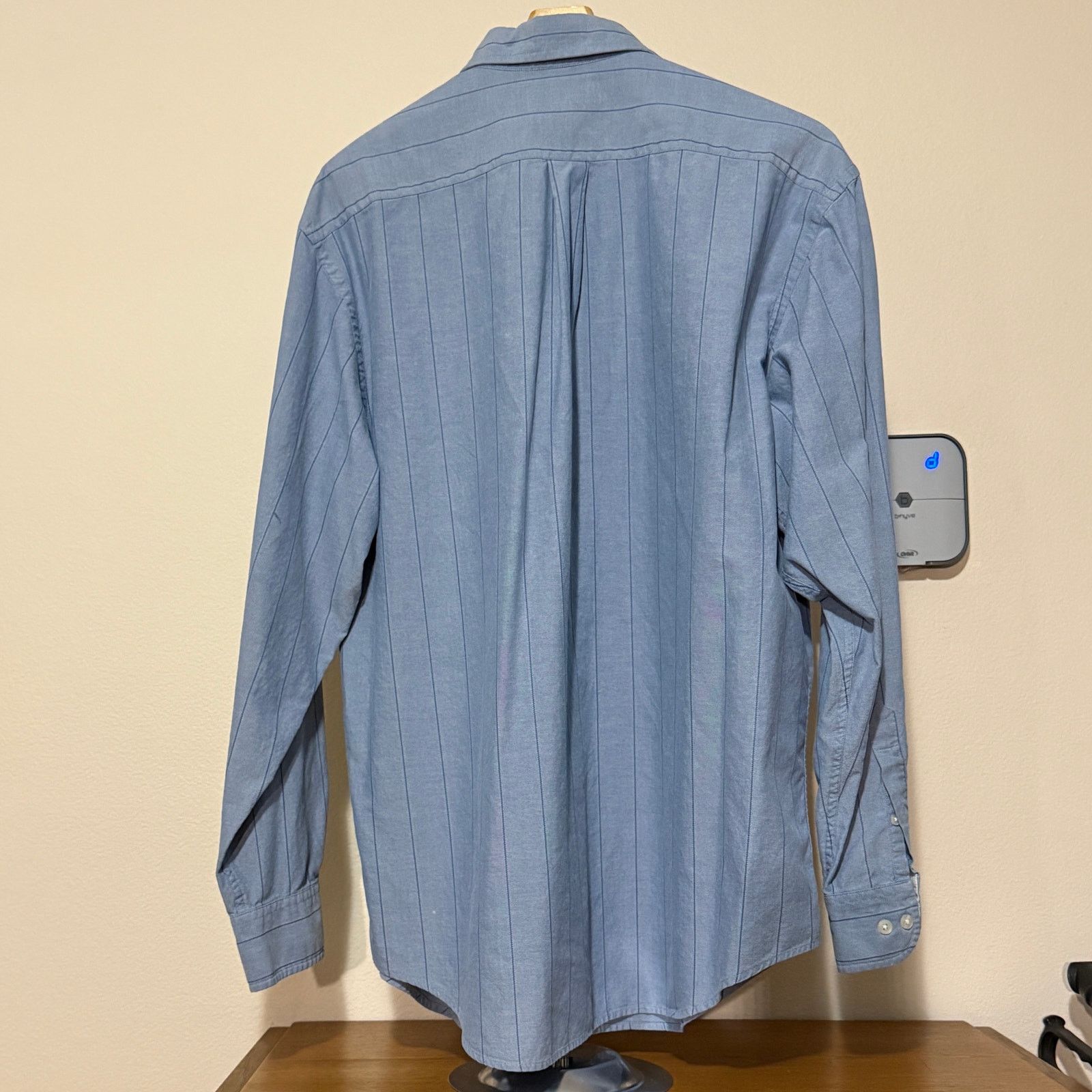Roundtree & Yorke Roundtree & Yorke men’s size L blue 100% cotton button down Size US L / EU 52-54 / 3 - 2 Thumbnail