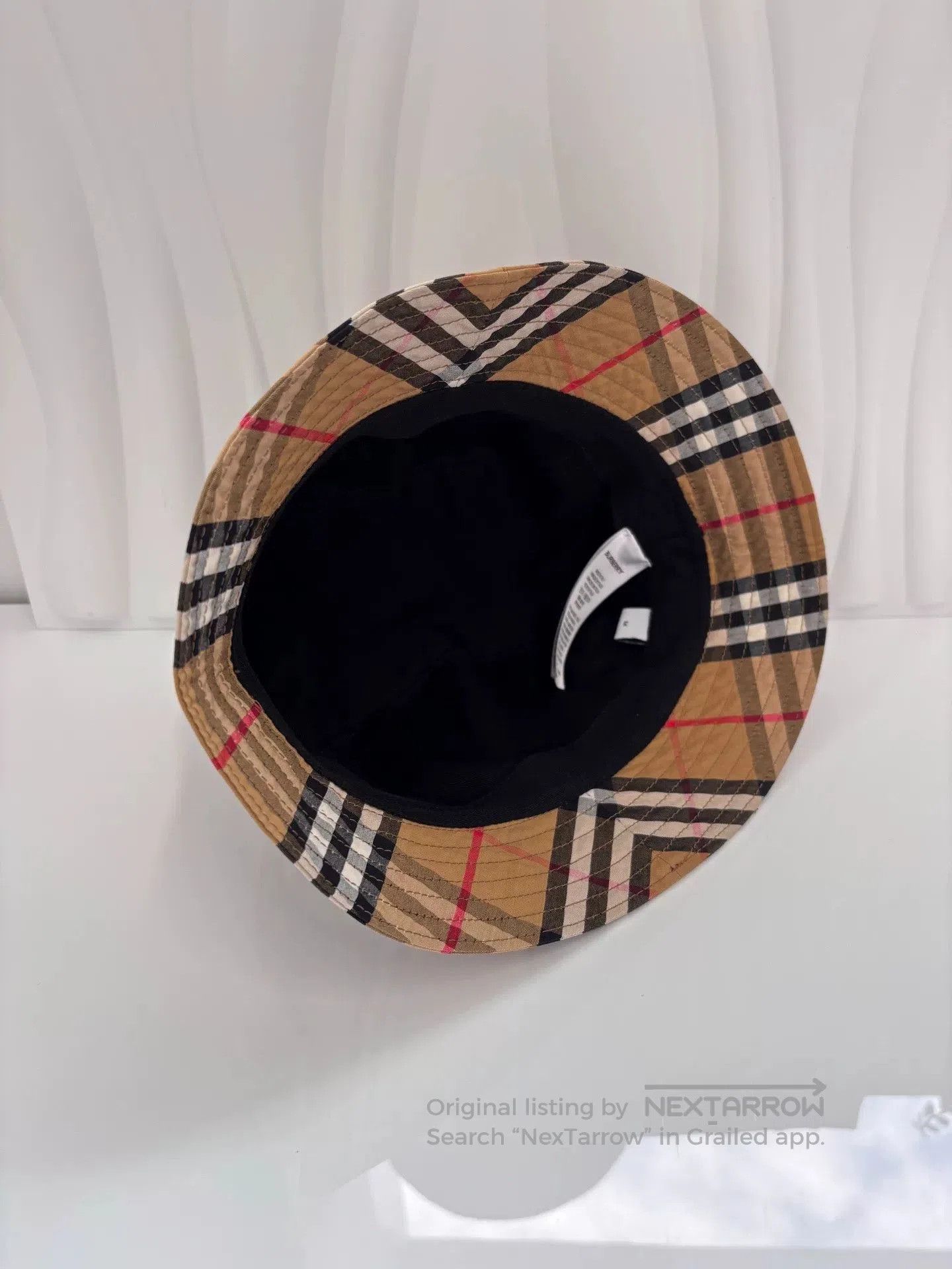Burberry Burberry Classic Check Bucket Hat. Size ONE SIZE - 2 Thumbnail