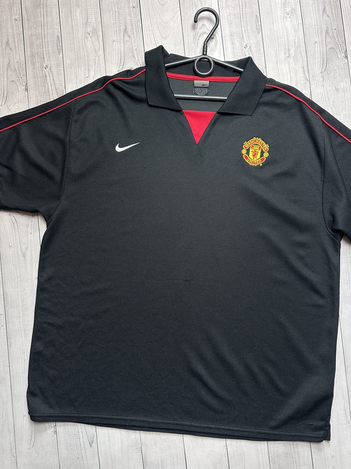 Vintage Vintage Nike soccer polo black Manchester United size XL Size US XL / EU 56 / 4 - 2 Thumbnail