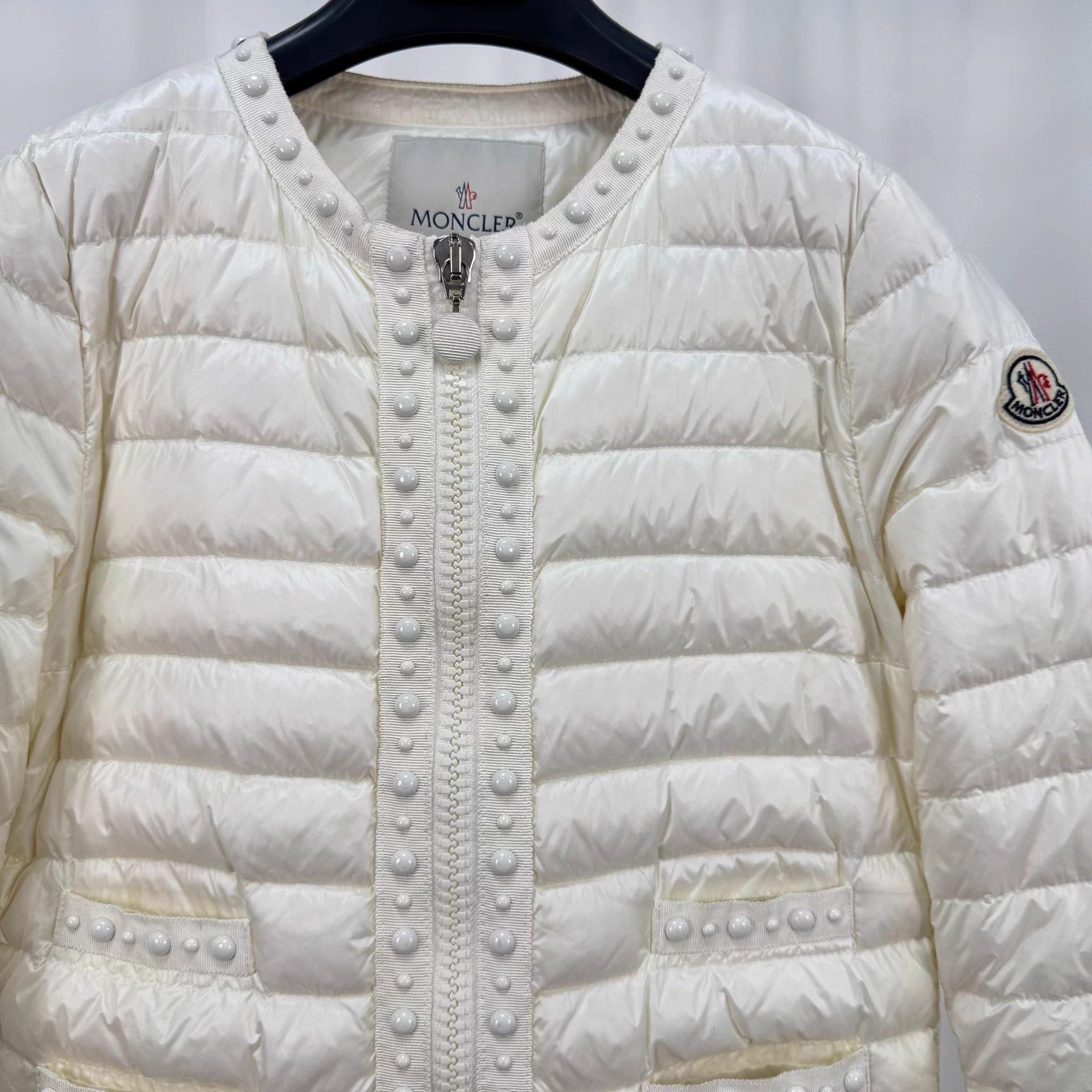 Moncler Moncler white embroidered logo puffer coat 0 99 new Size XS / US 0-2 / IT 36-38 - 3 Thumbnail