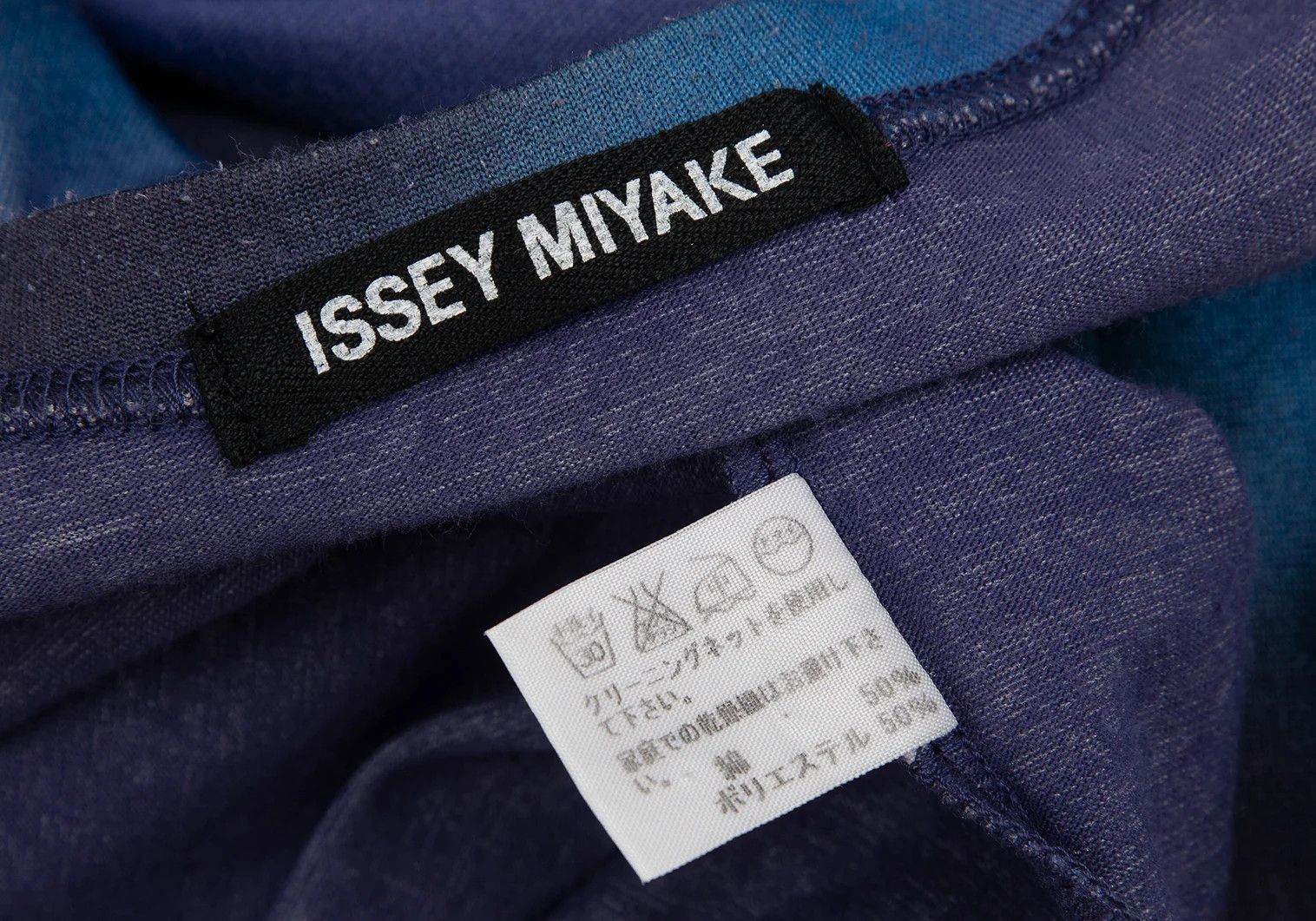 Issey Miyake Gradient Bias Stripe T-Shirt in Blue Size US XL / EU 56 / 4 - 12 Thumbnail