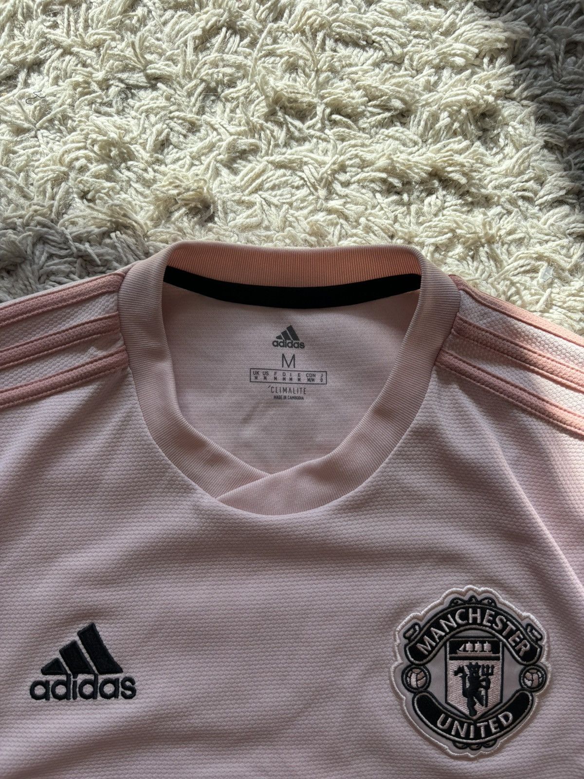 Vintage Vintage Streetwear Soccer Jersey Manchester United Mata 8 Size US M / EU 48-50 / 2 - 4 Thumbnail
