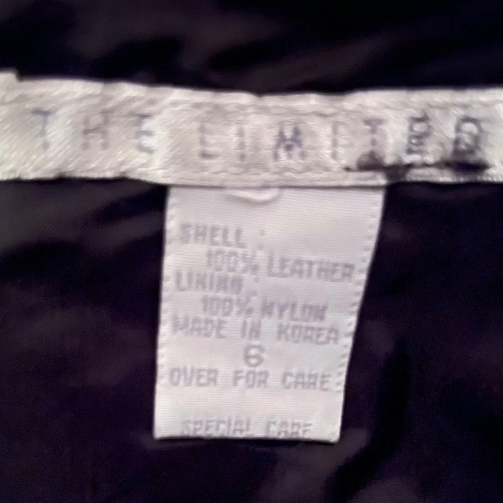 The Unbranded Brand The Limited vintage 100% suede leather skirt, size 6. Size 28" / US 6 / IT 42 - 5 Thumbnail