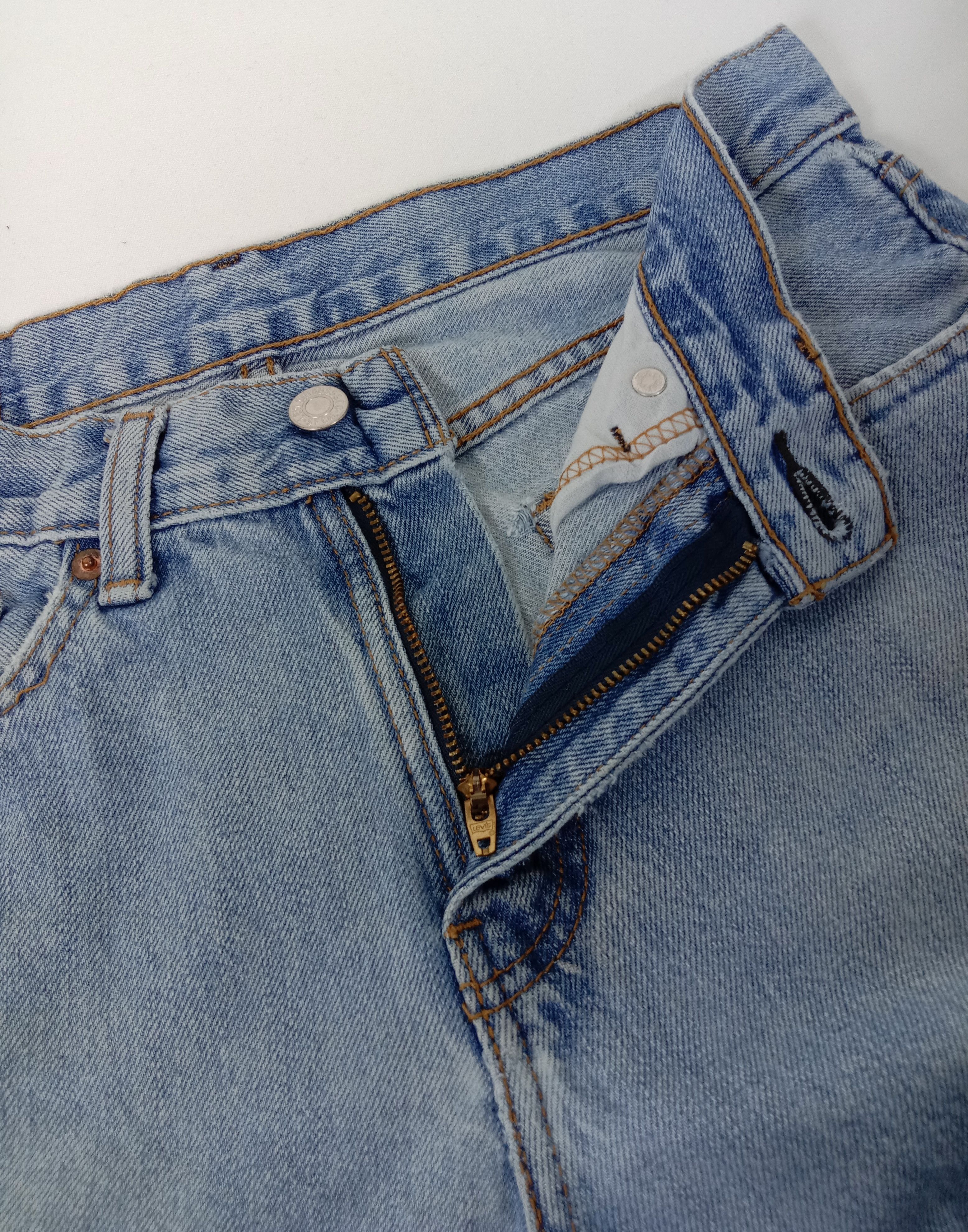 Levi's Vintage Levi's 505 Jeans Light Wash Straight Fit Denim Size US 29 - 9 Thumbnail
