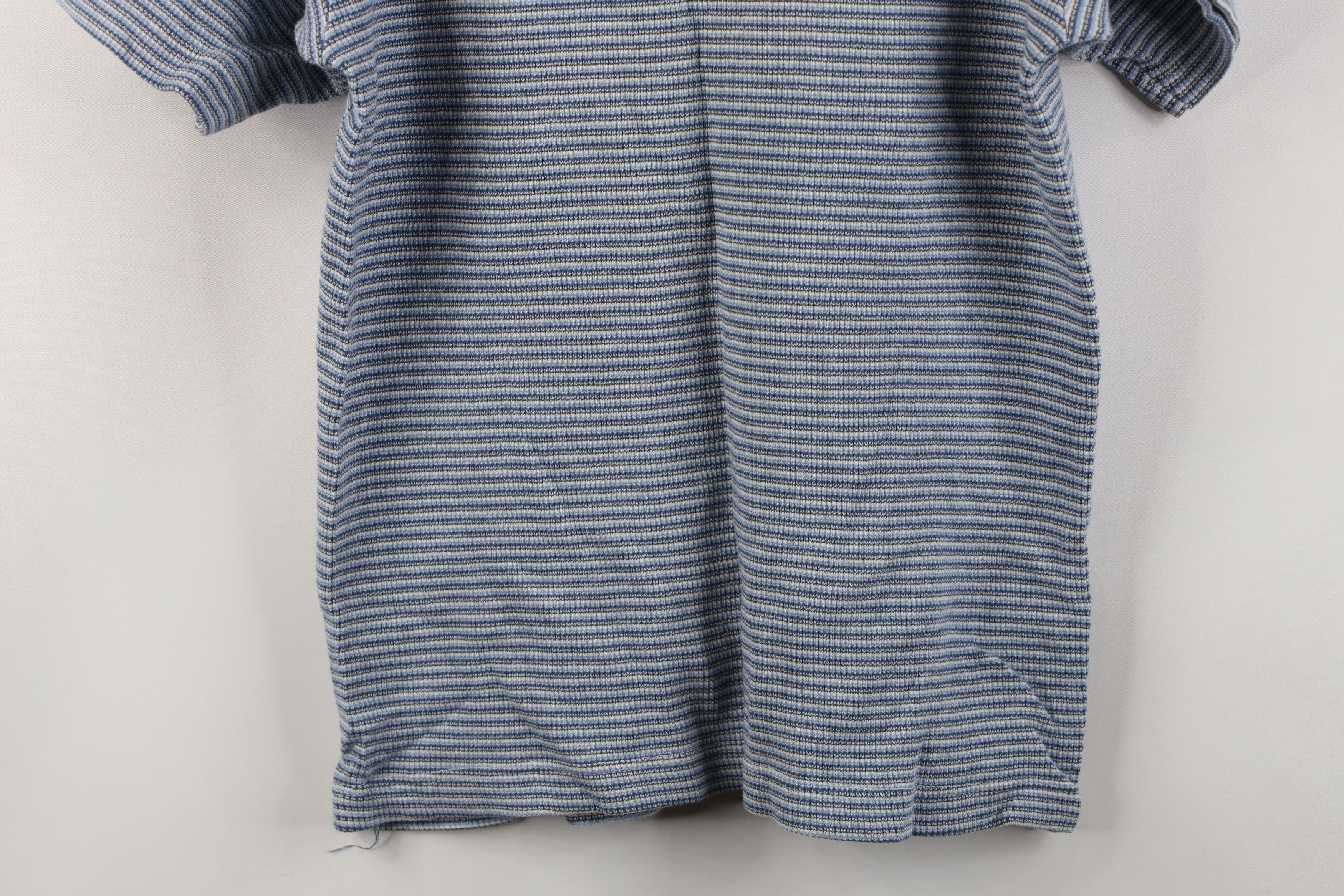 Vintage Vintage 90s Streetwear Heavyweight Knit T-Shirt Cotton Size L / US 10 / IT 46 - 11 Thumbnail