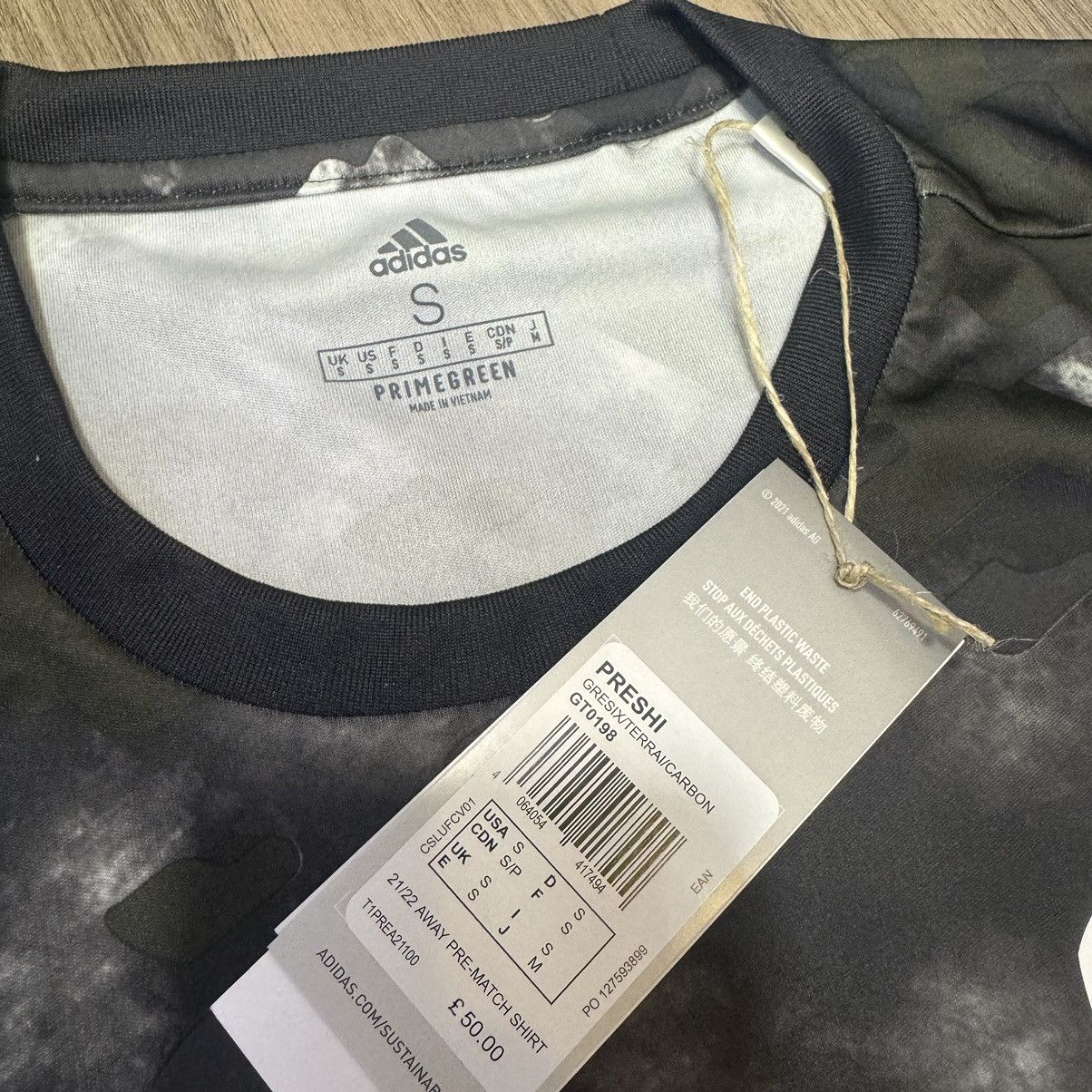 Adidas Leeds United 21/22 training shirt (bnwt) Size US S / EU 44-46 / 1 - 5 Thumbnail
