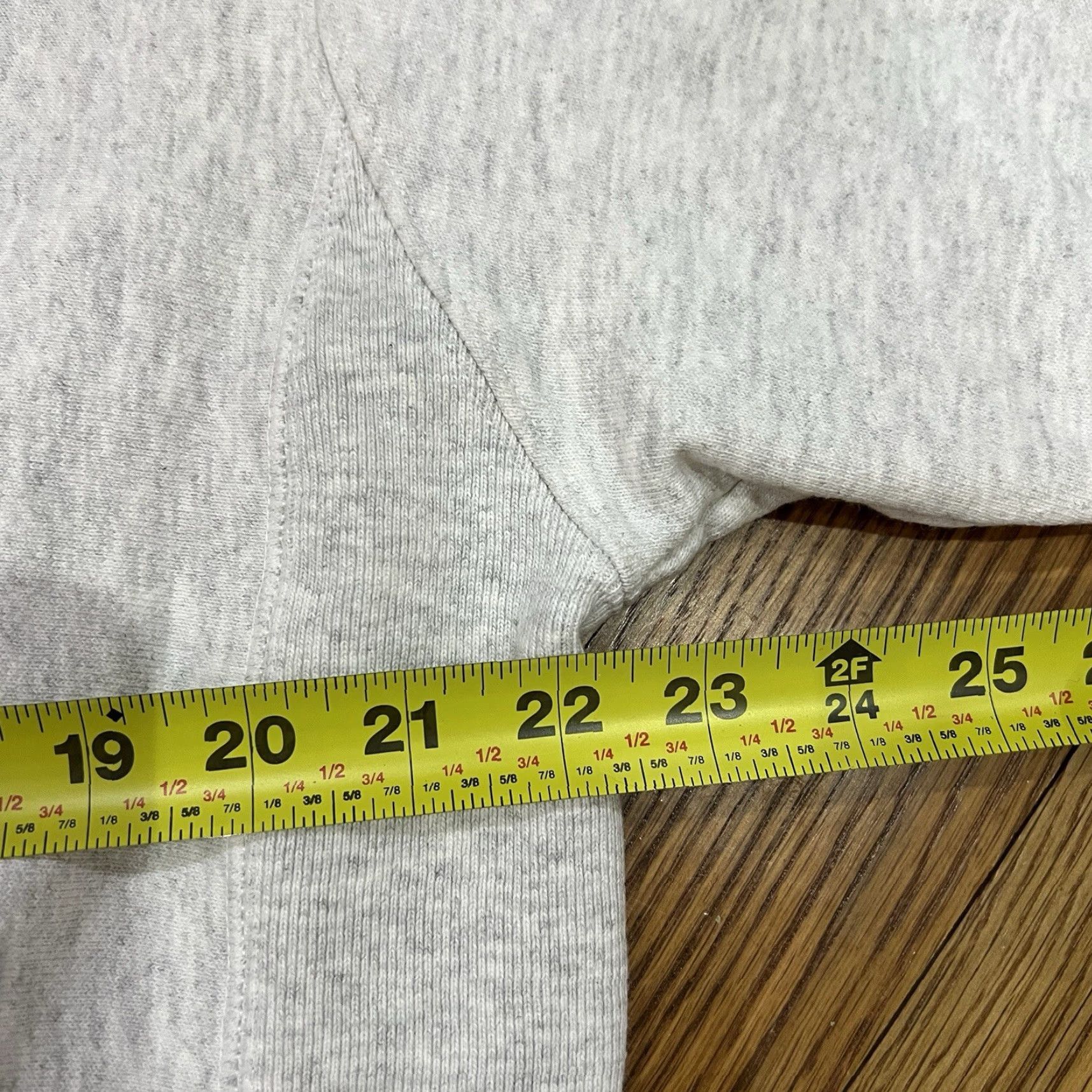 Champion VINTAGE Champion Reverse Weave Sweatshirt Unisex Adults Large Gray Retro 80s 90s Athletic Size US L / EU 52-54 / 3 - 7 Thumbnail